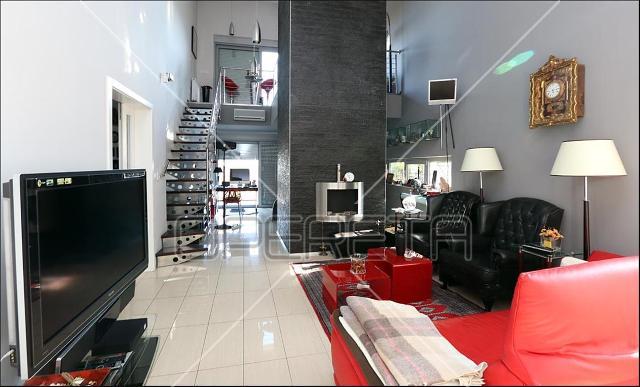 Будинок, 458 м², 911 557$ — FAKTOR