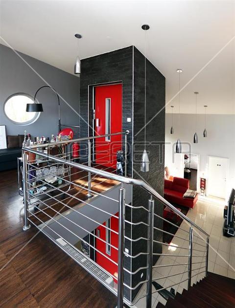 Будинок, 458 м², 911 557$ — FAKTOR