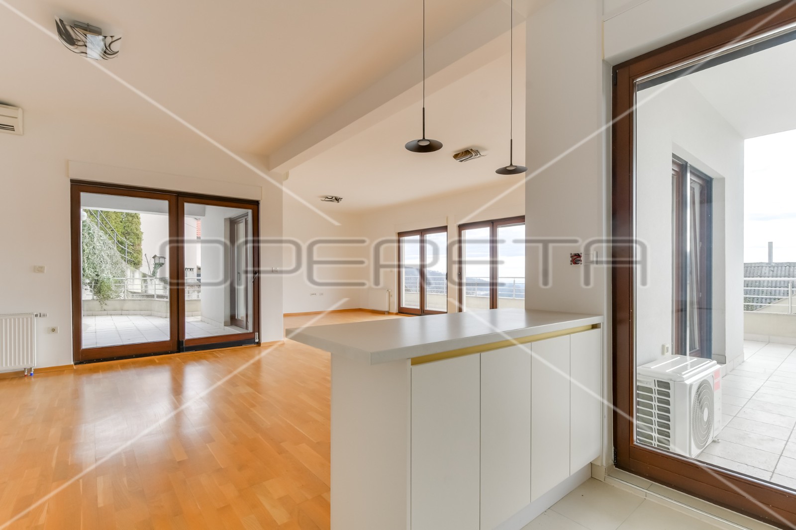 Najam, Stan, Gračani, Medveščina, 5s, 150m2