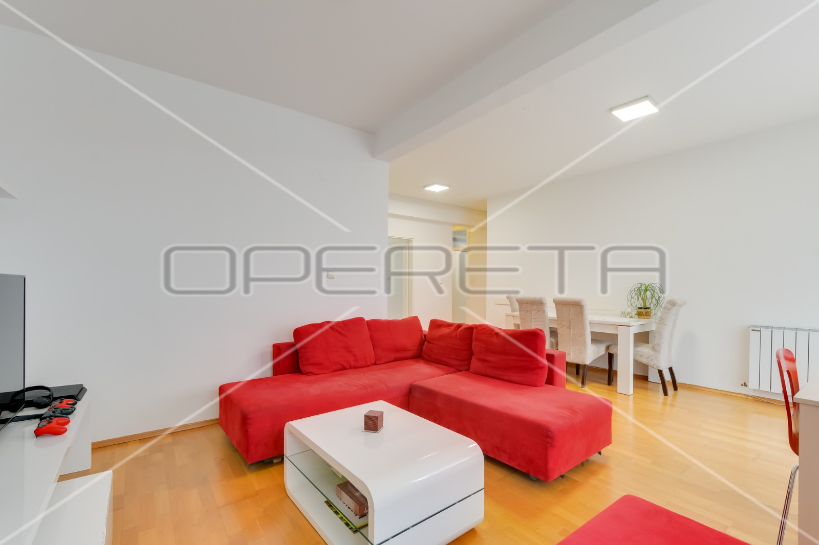 Квартира, 94 м², 219 639$ — FAKTOR