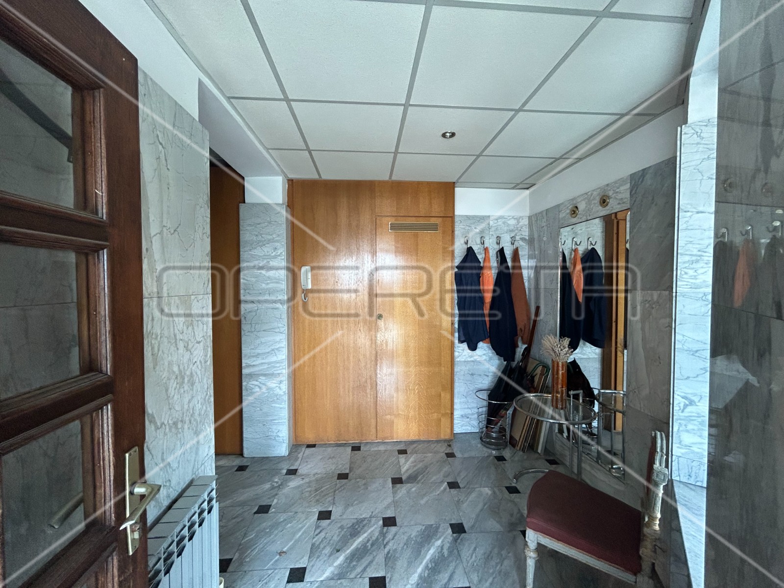 Будинок, 400 м², 766 402$ — FAKTOR