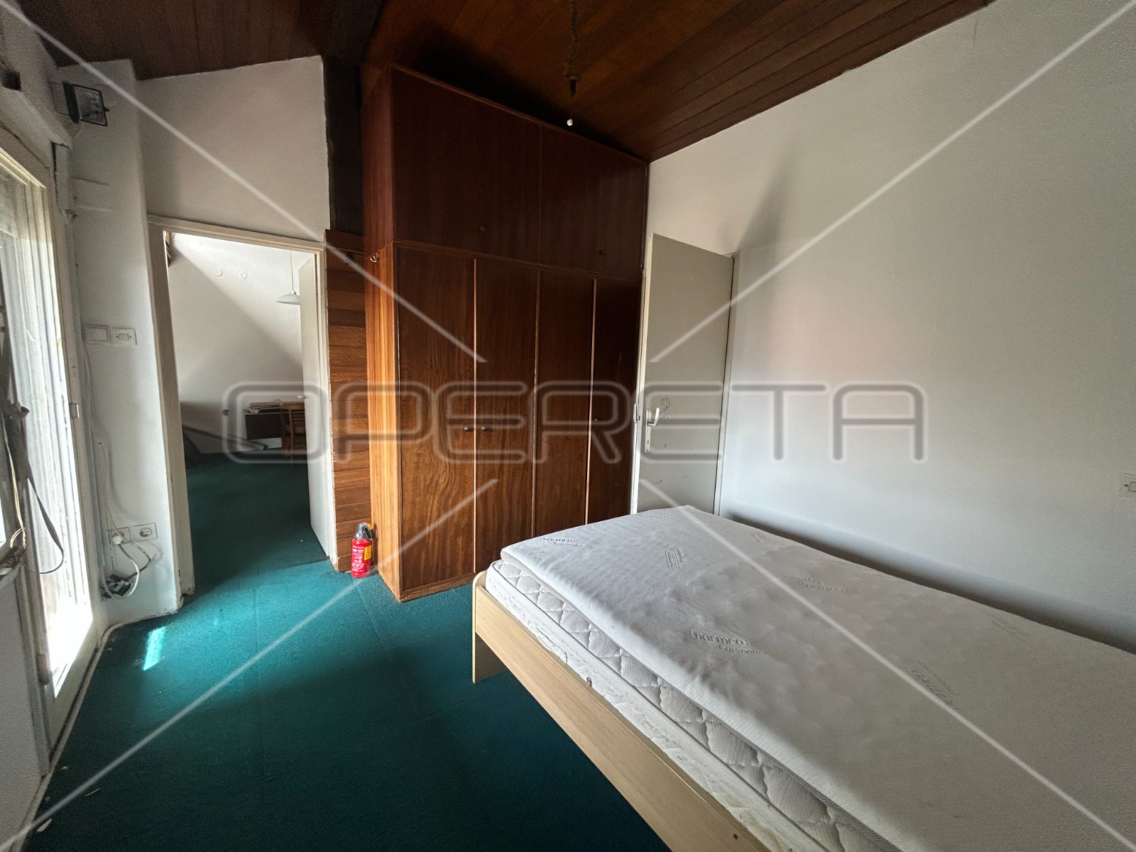 Будинок, 400 м², 766 402$ — FAKTOR