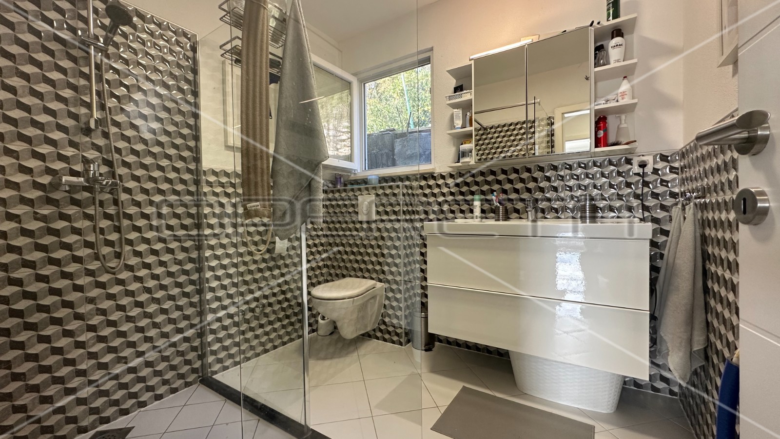 Дом, 177 м², 513 680$ — FAKTOR
