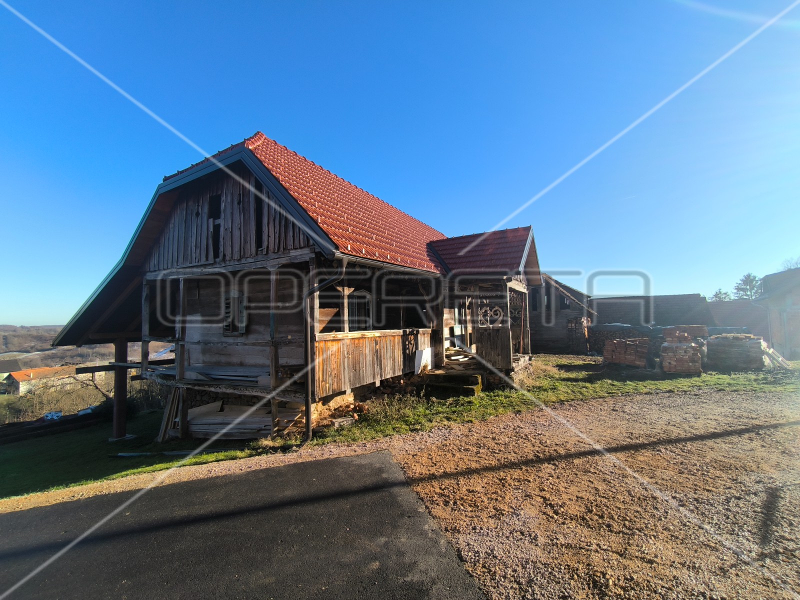 Будинок, 100 м², 44 123$ — FAKTOR