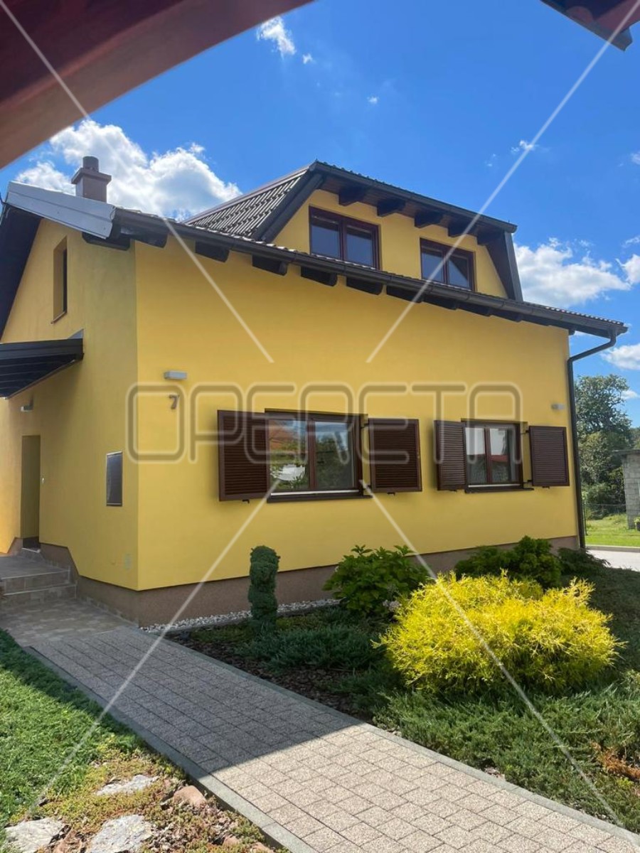 Будинок, 112 м², 193 915$ — FAKTOR