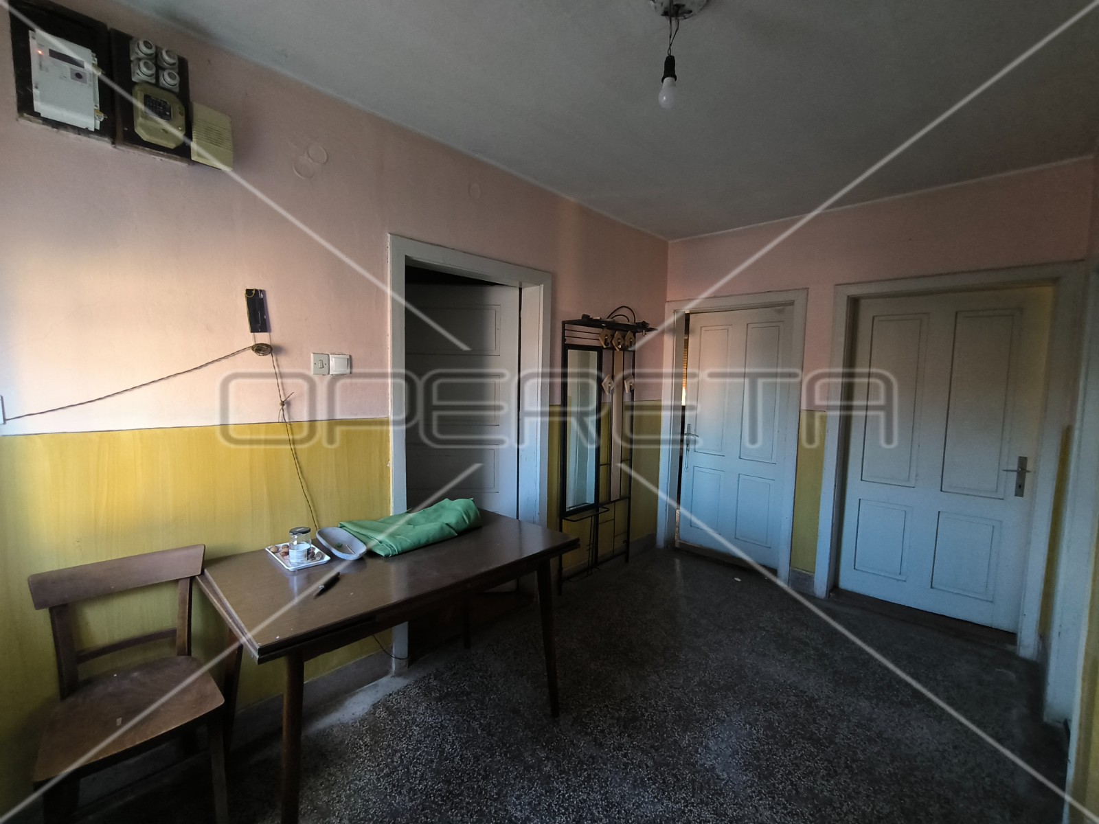 Будинок, 200 м², 99 864$ — FAKTOR