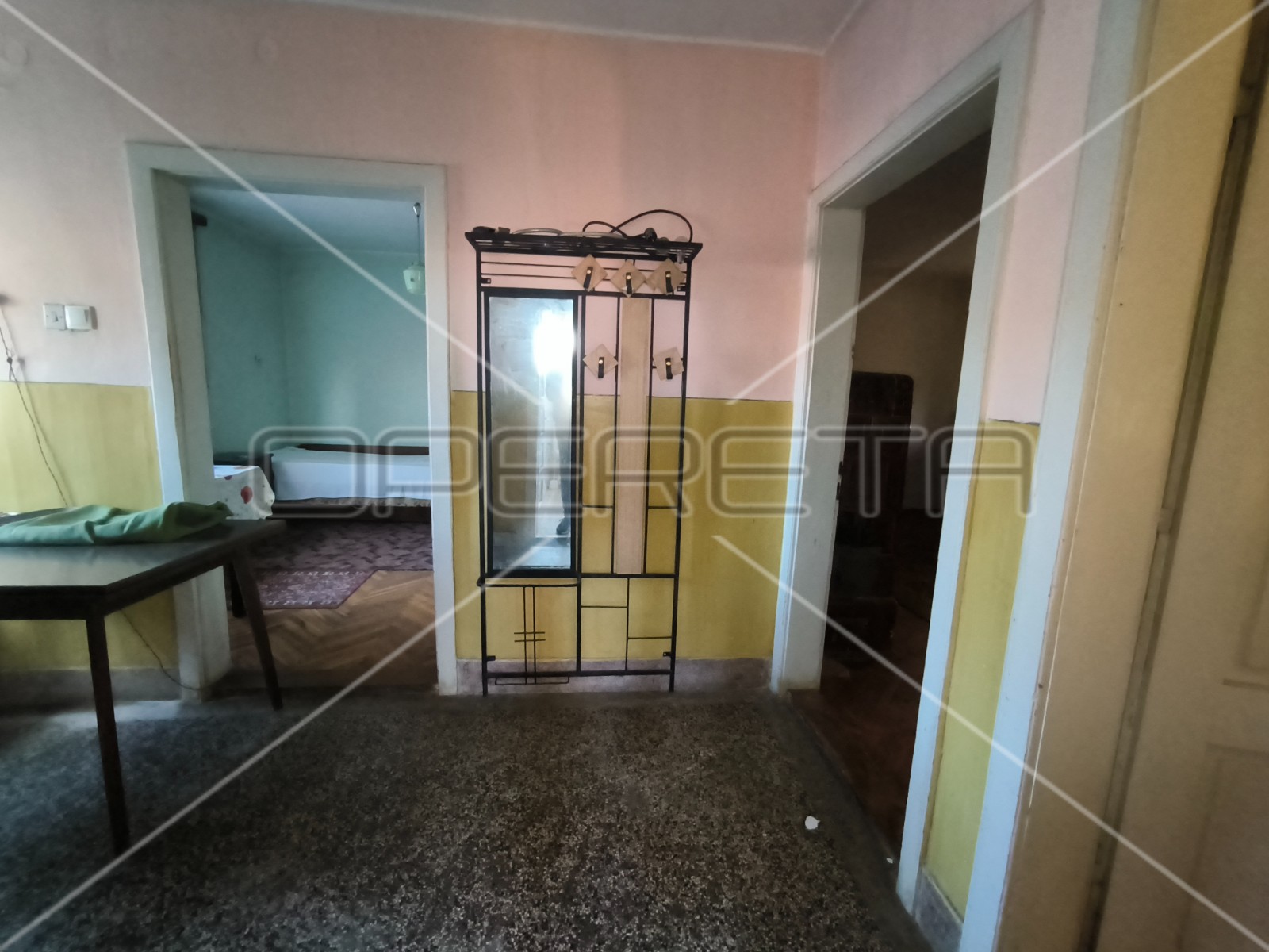 Будинок, 200 м², 99 864$ — FAKTOR