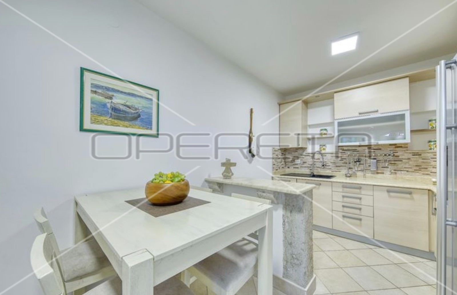 Дом, 330 м², 1 162 171$ — FAKTOR