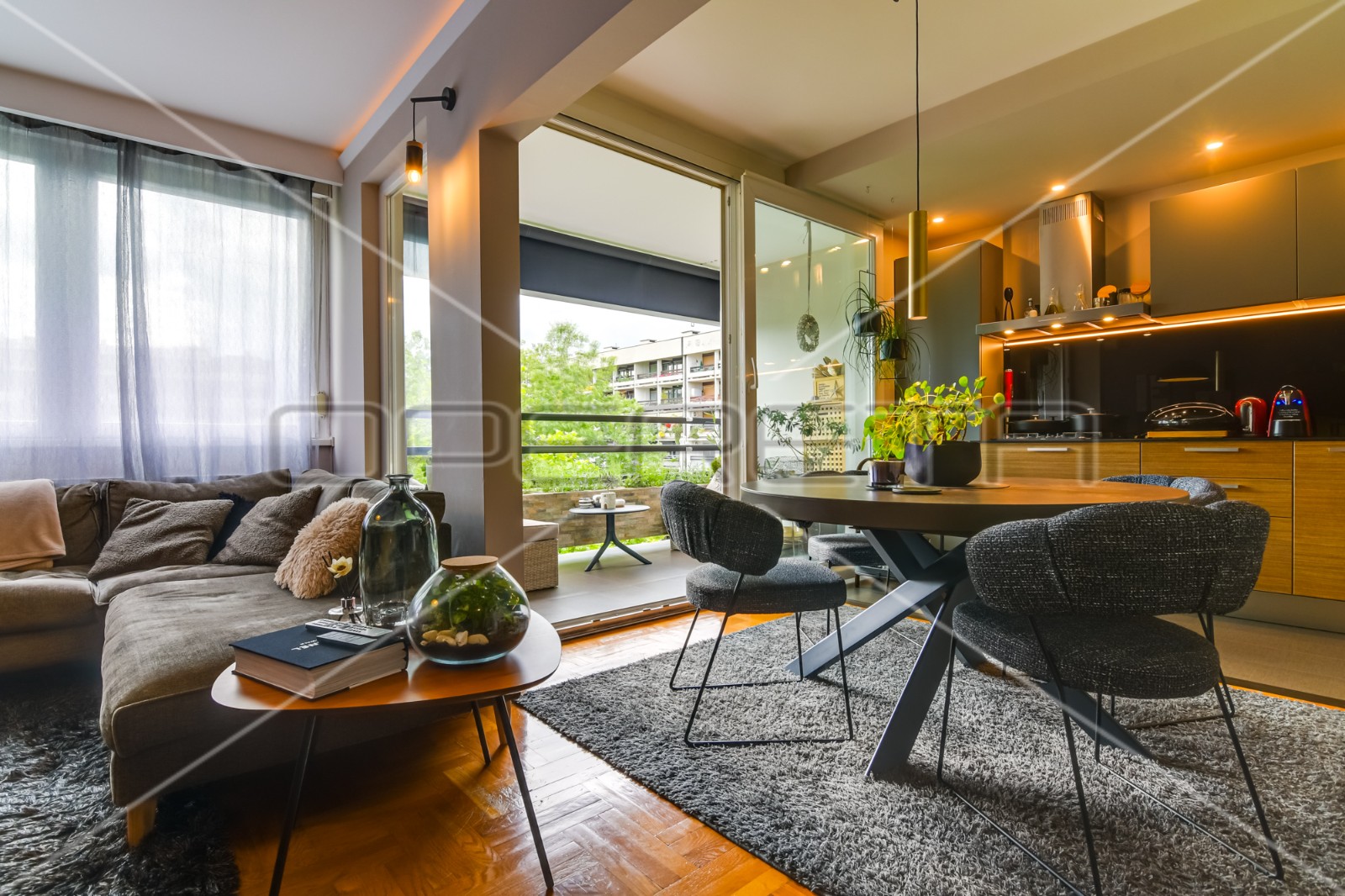 Квартира, 98 м², 418 382$ — FAKTOR