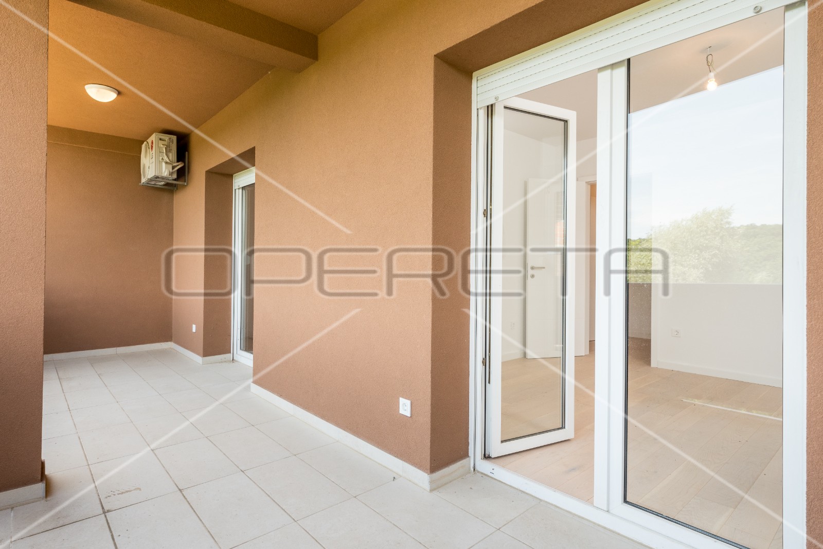 Квартира, 105 м², 307 975$ — FAKTOR