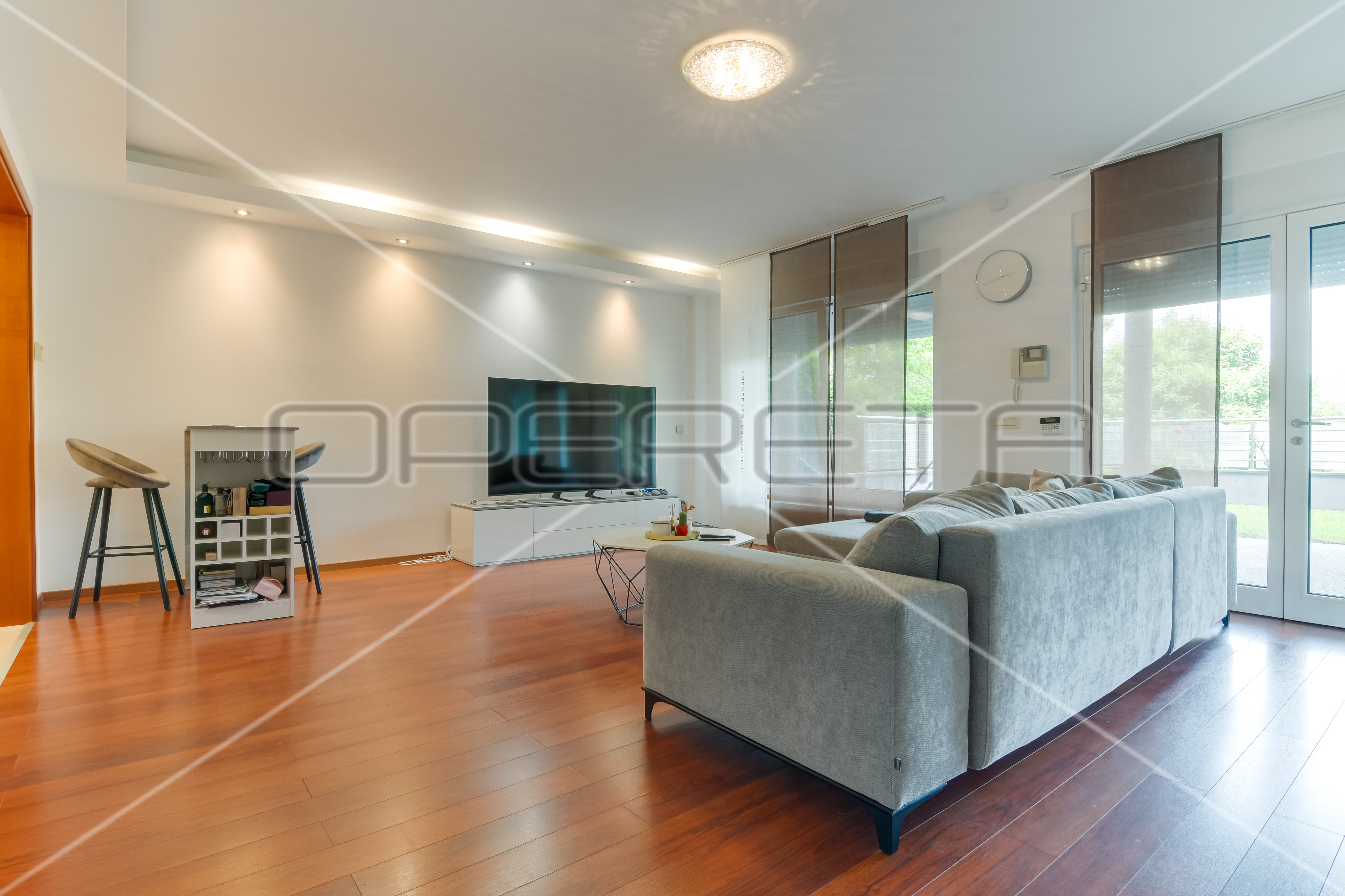 Будинок, 650 м², 1 033 485$ — FAKTOR