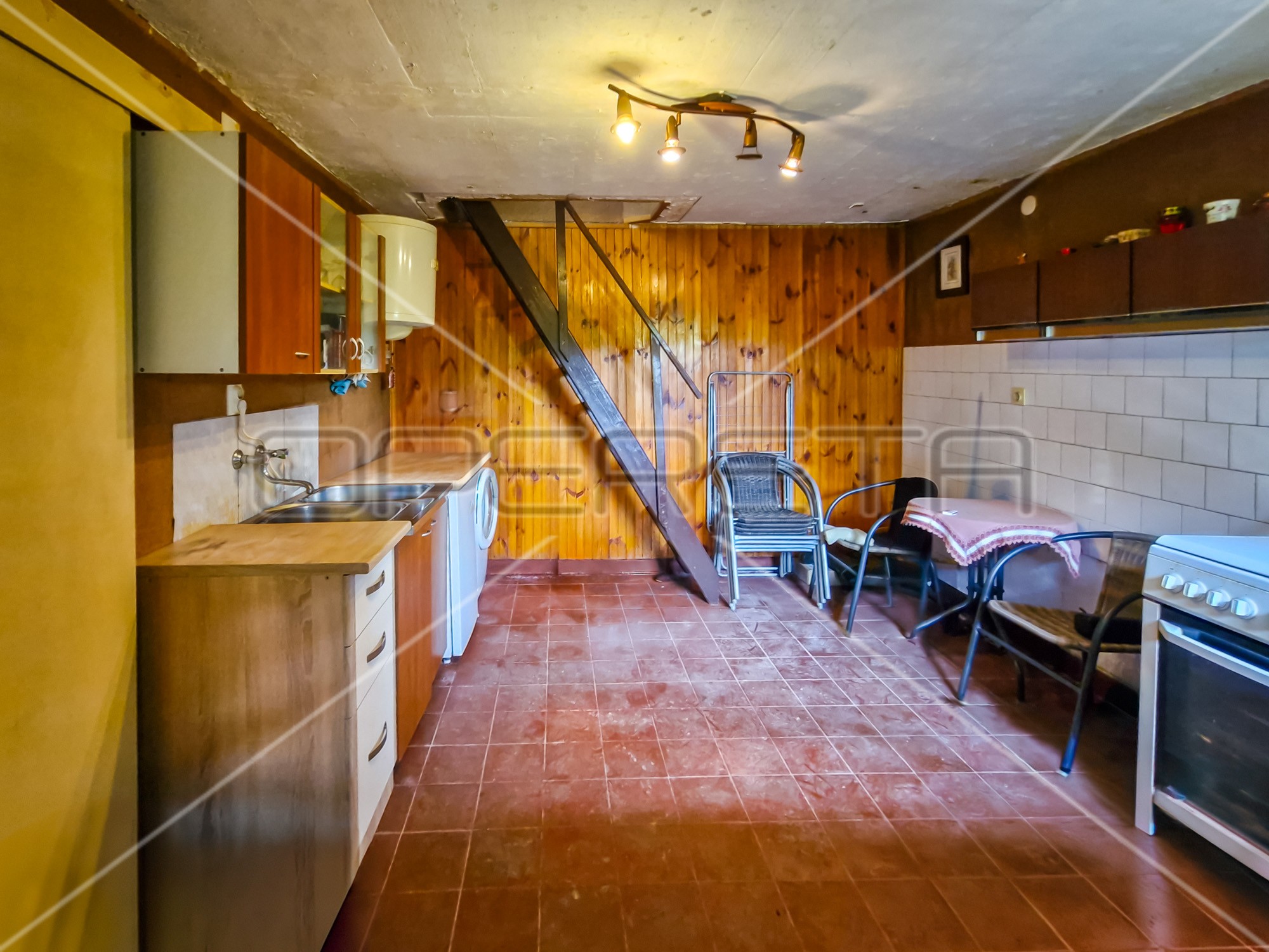 Будинок, 45 м², 45 868$ — FAKTOR
