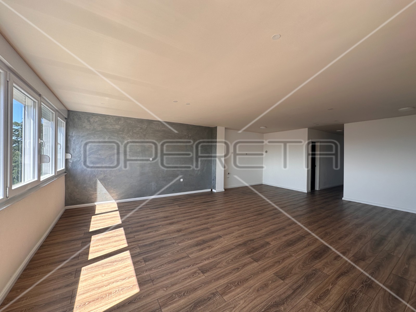 Квартира, 90 м², 290 543$ — FAKTOR
