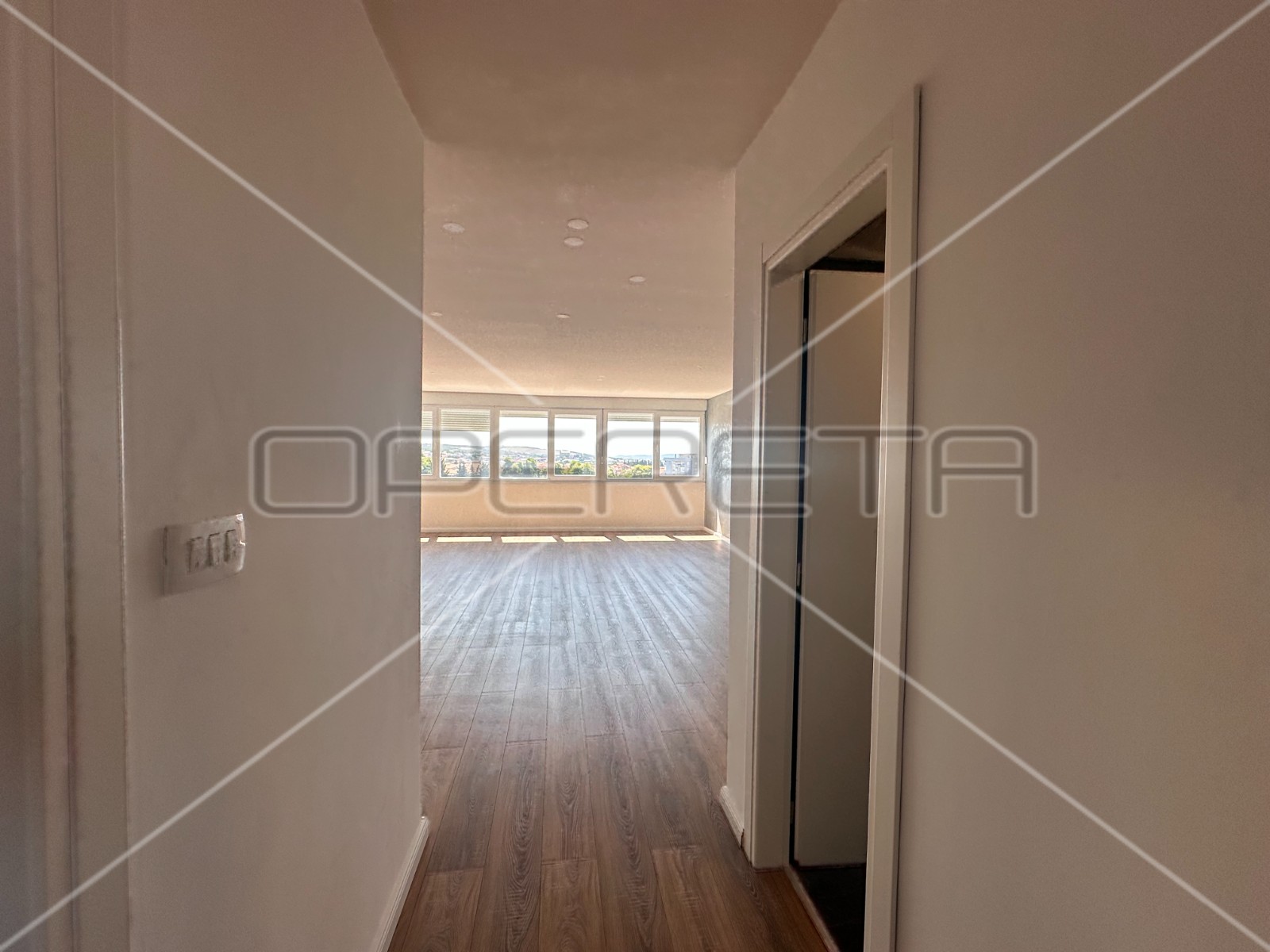 Квартира, 90 м², 290 543$ — FAKTOR