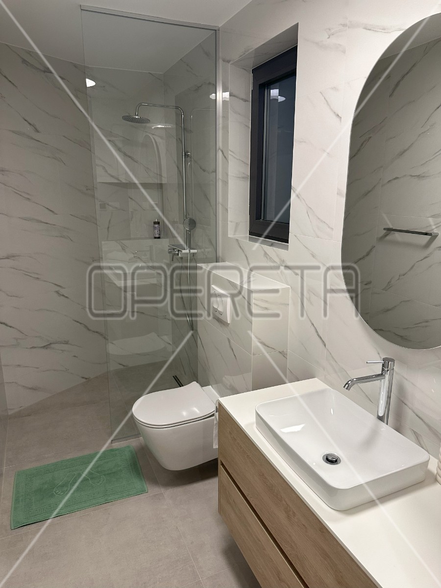 Дом, 190 м², 1 917 582$ — FAKTOR