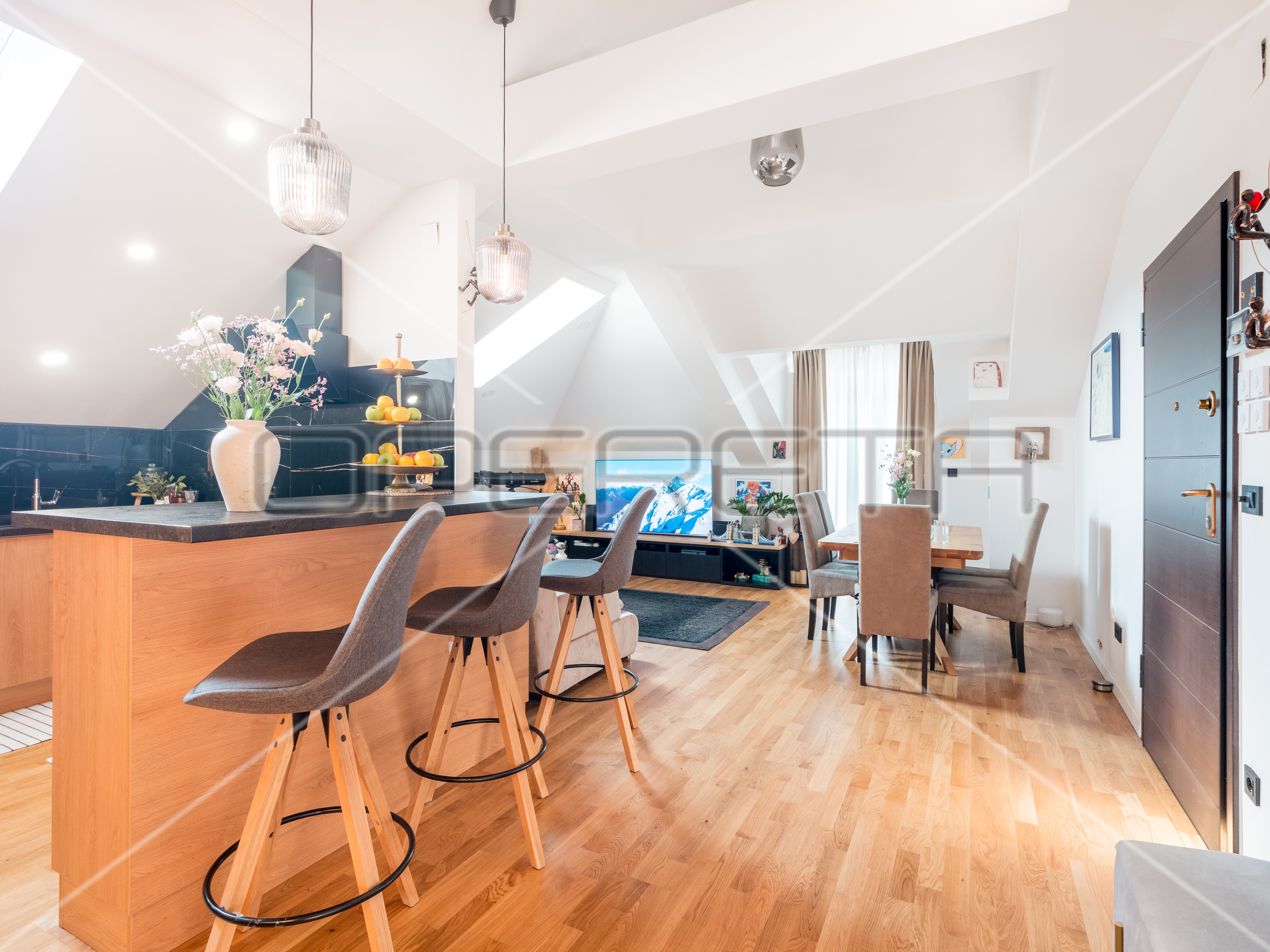 Квартира, 97 м², 371 895$ — FAKTOR