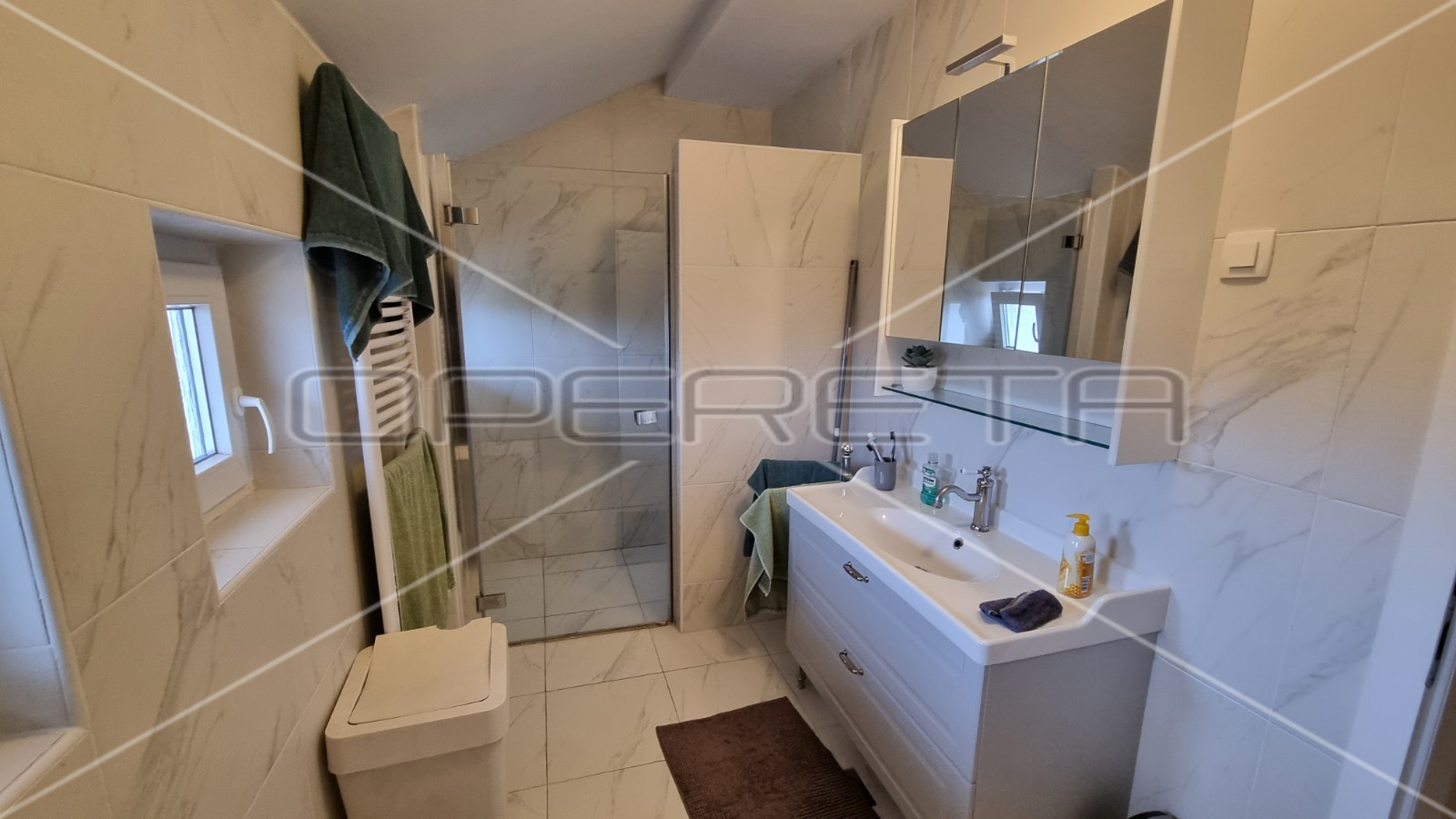 Будинок, 220 м², 510 936$ — FAKTOR