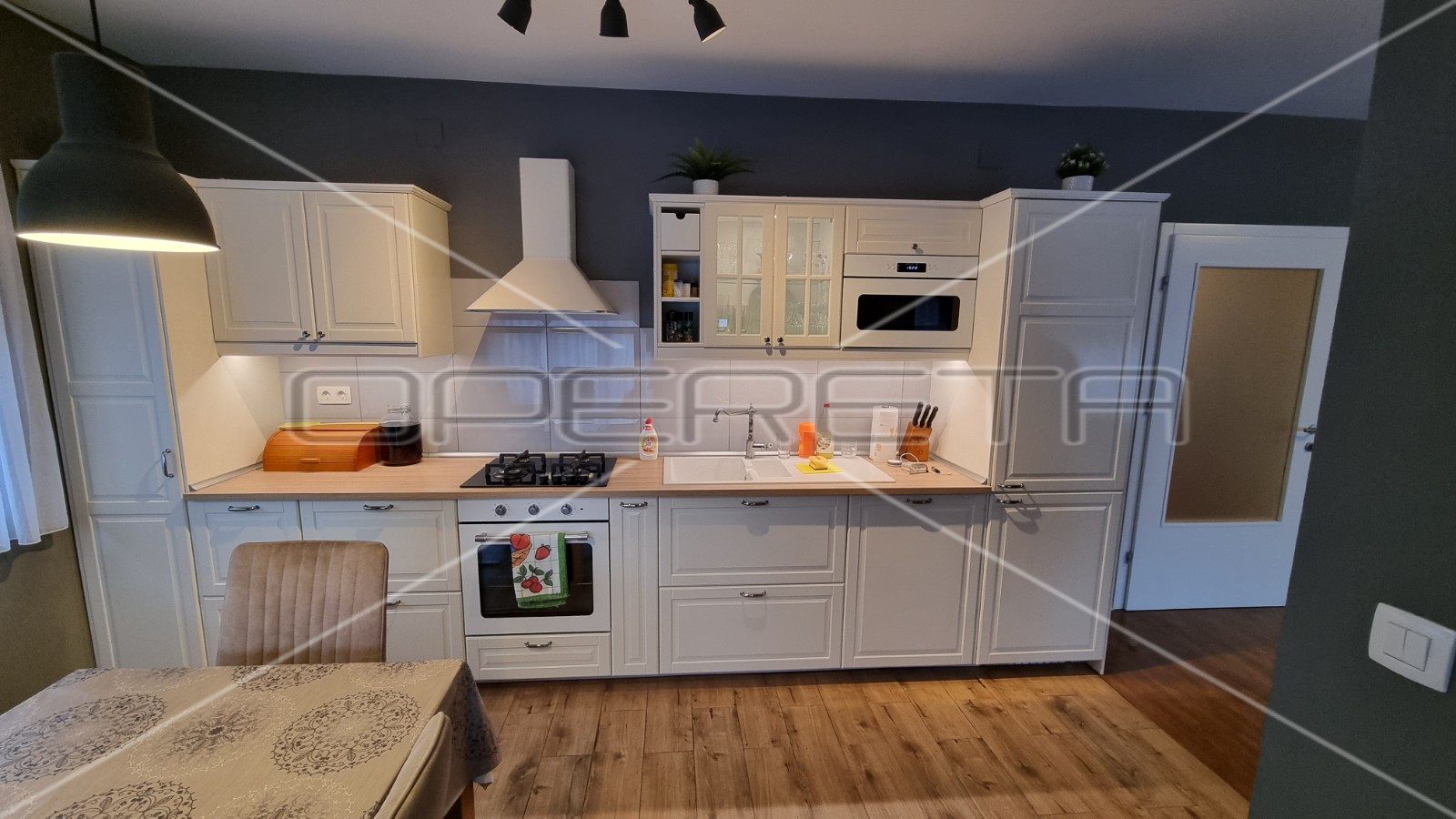 Будинок, 220 м², 510 936$ — FAKTOR