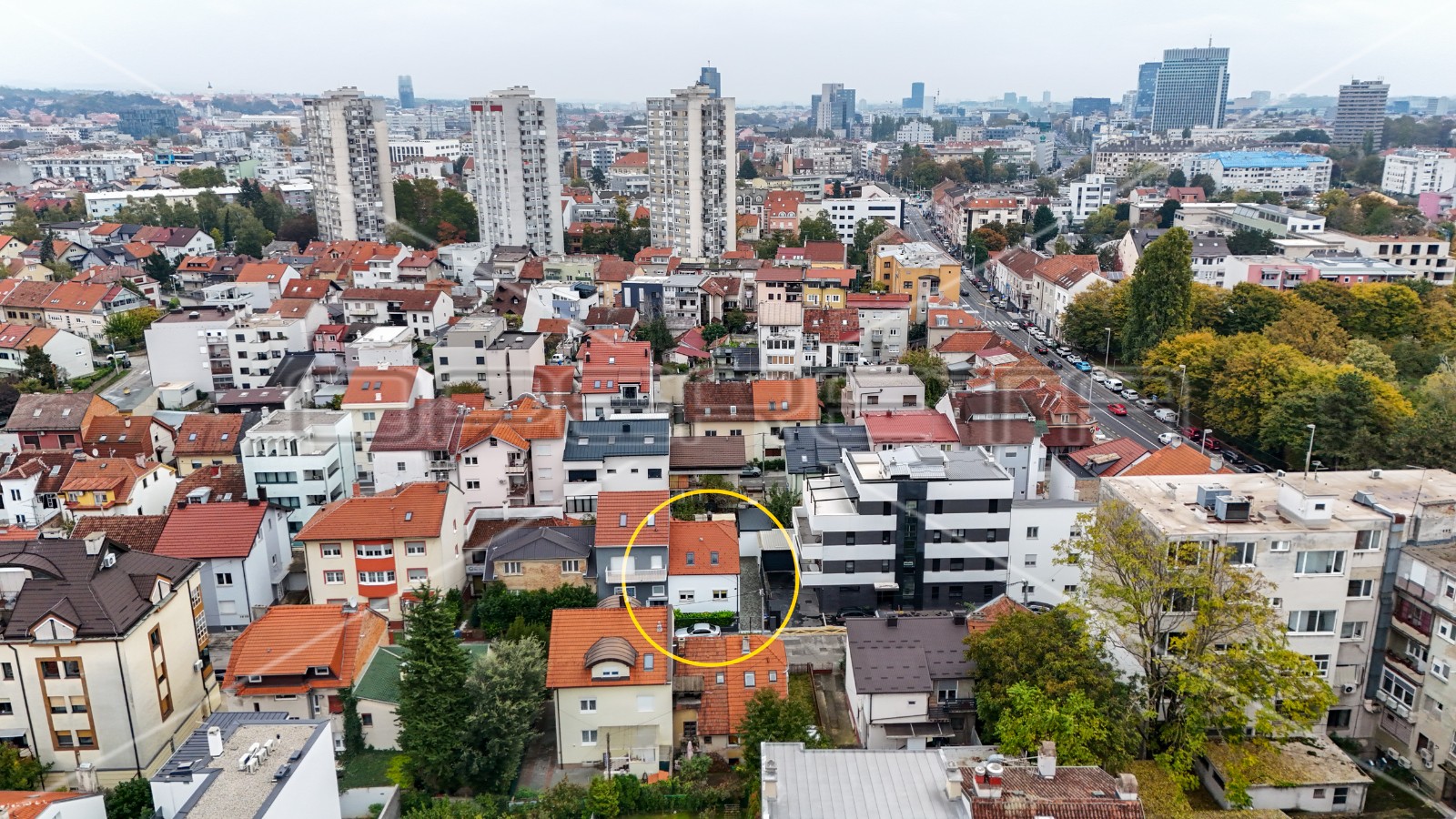 Будинок, 151 м², 421 523$ — FAKTOR