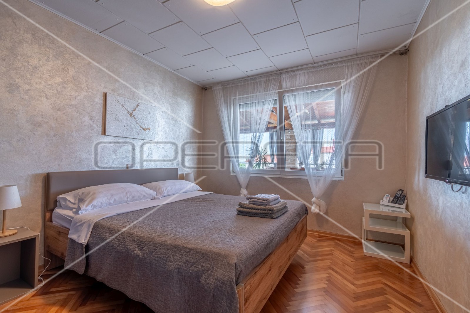 Дом, 438 м², 1 022 710$ — FAKTOR