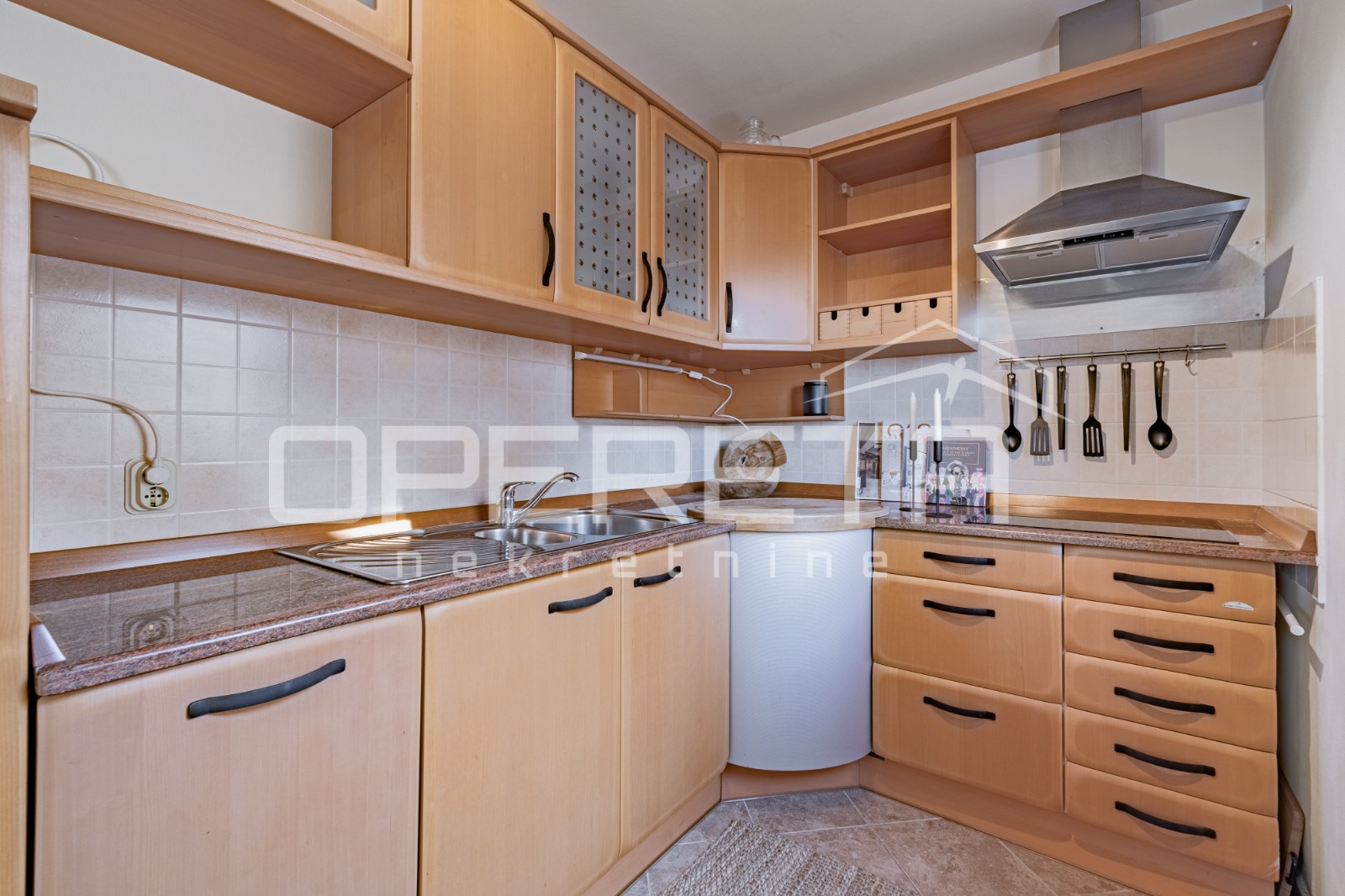 Sale, House, Poreč, Kaštelir, Double object, 140m2