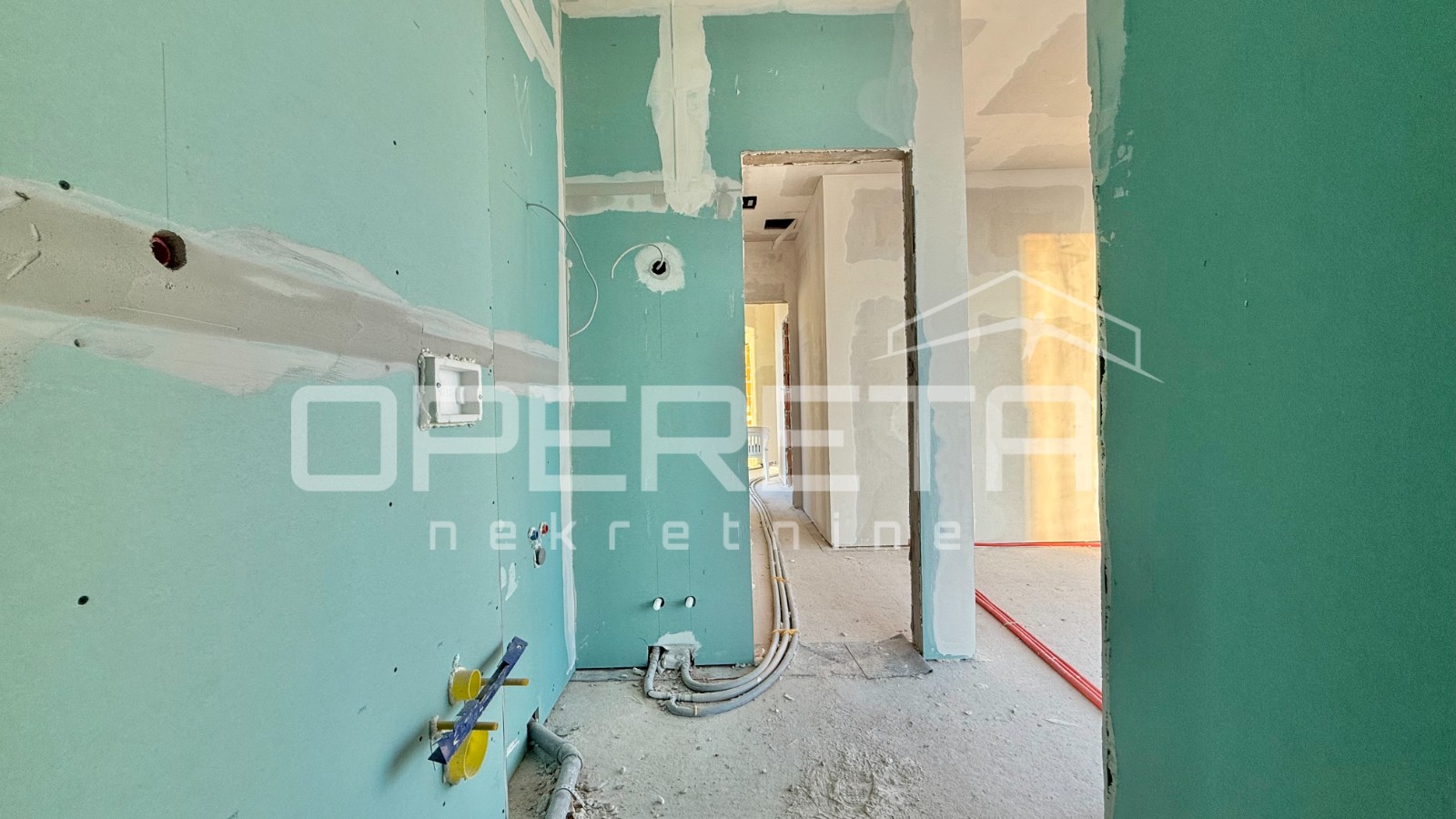 Дом, 200 м², 1 394 605$ — FAKTOR