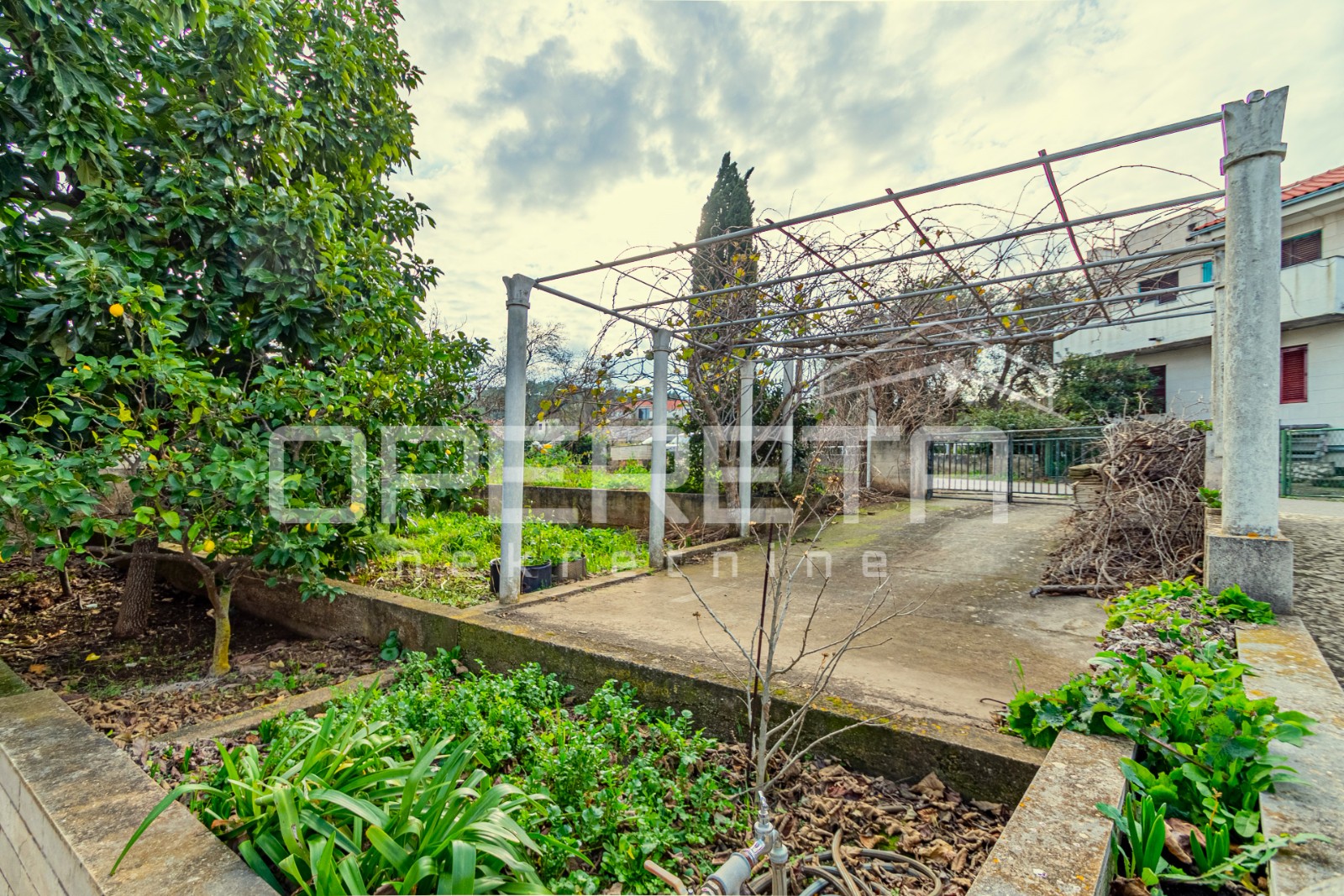 Prodaja, Kuća, Lumbarda, Lumbarda, Dvojni objekt, 240m2