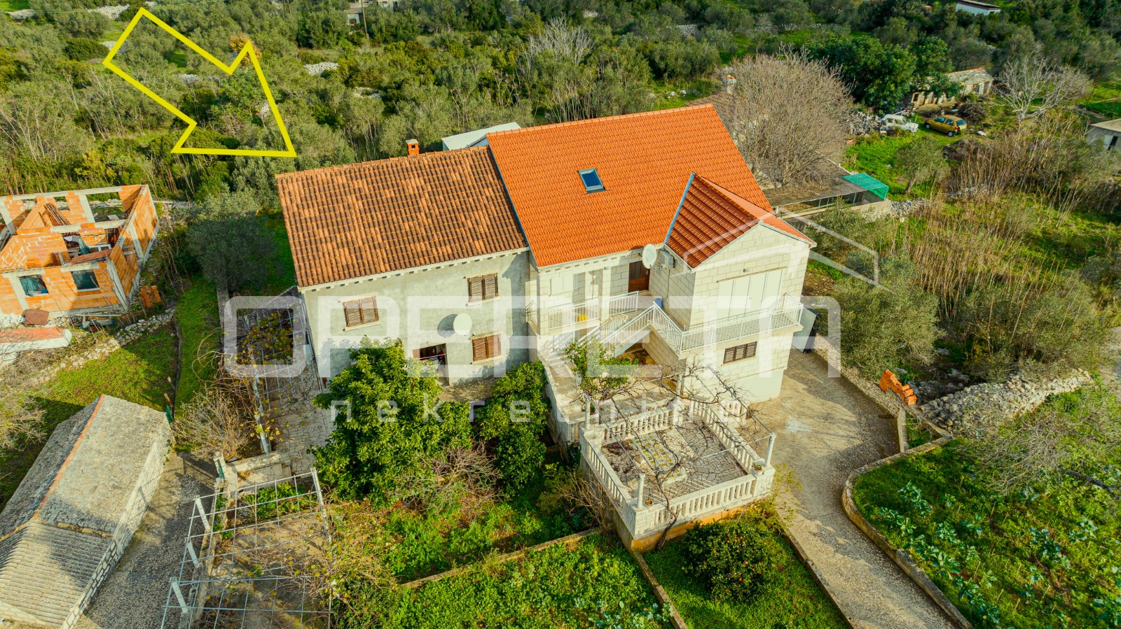 Prodaja, Kuća, Lumbarda, Lumbarda, Dvojni objekt, 240m2