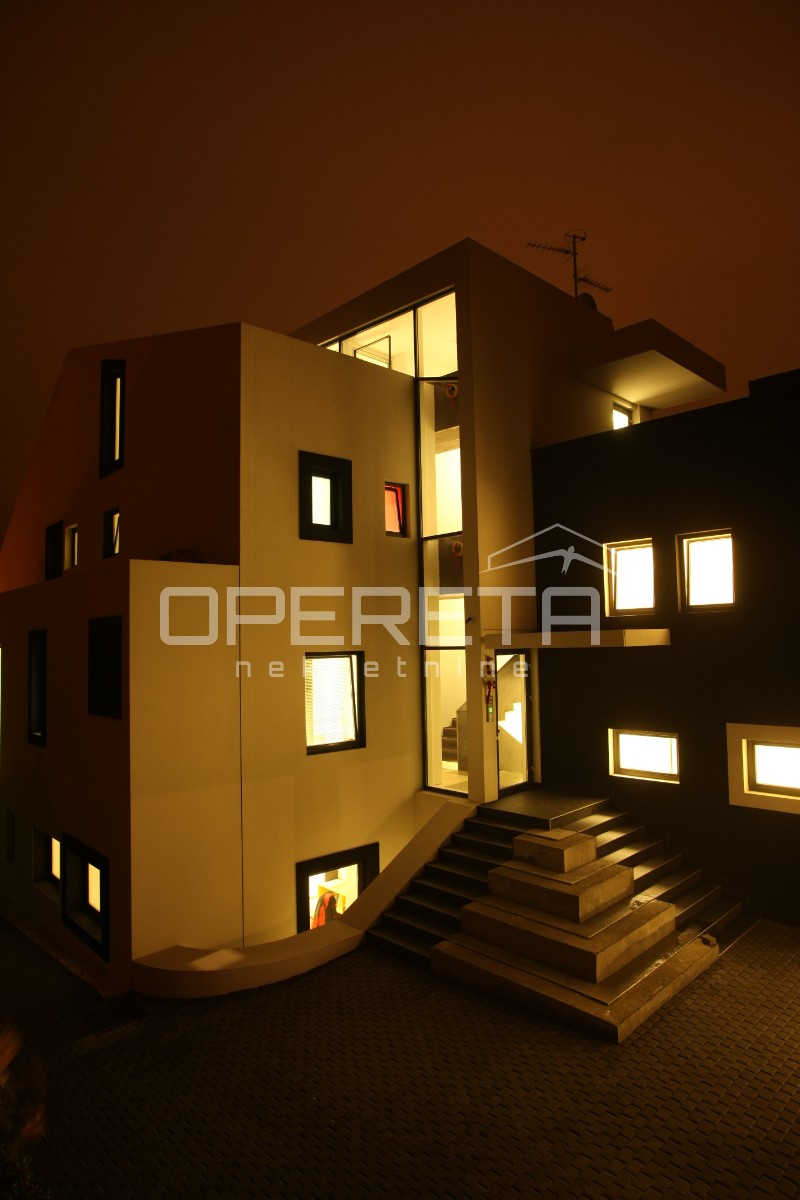 ZAGREB, CENTER, MULTI PRUPOSE BUILDING, TOP LOCATION