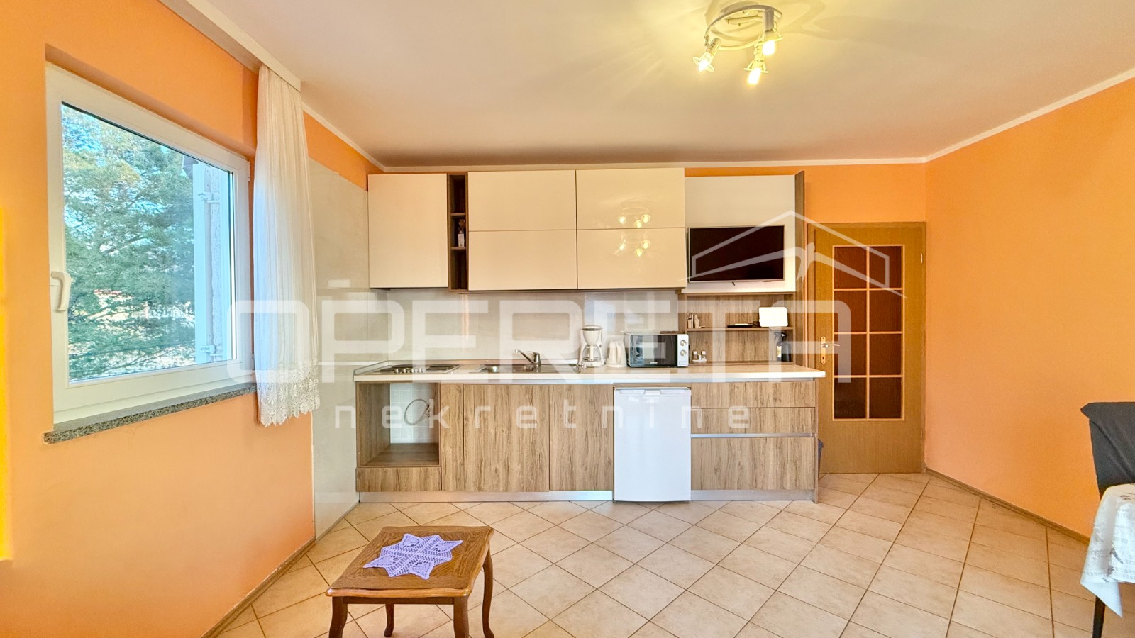 Sale, Flat, Starigrad, Ulica Dr. Franje Tuđmana, 2r, 47m2