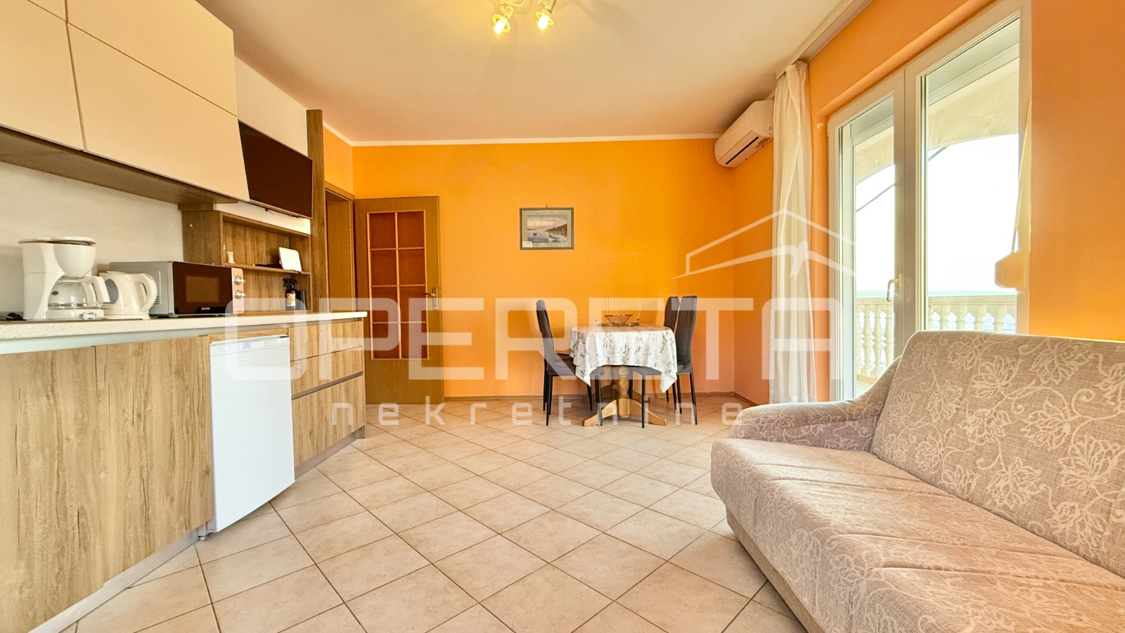 Sale, Flat, Starigrad, Ulica Dr. Franje Tuđmana, 2r, 47m2