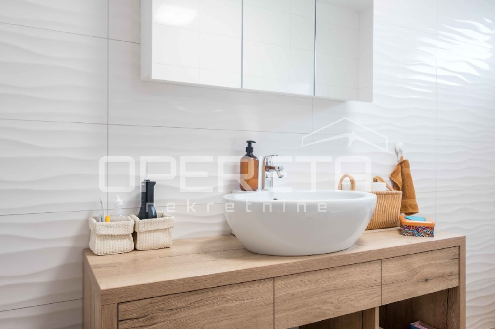 Prodaja, Kuća, Centar, Ivana Lalanguea , Samostojeća, 196m2