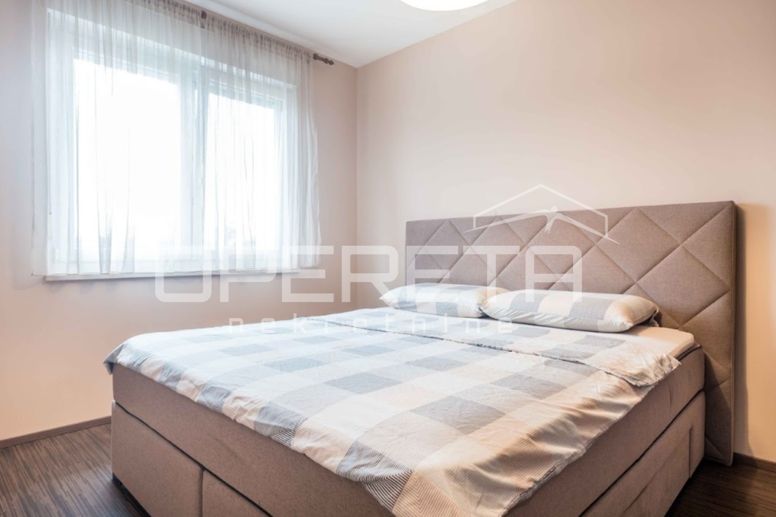 Prodaja, Kuća, Centar, Ivana Lalanguea , Samostojeća, 196m2