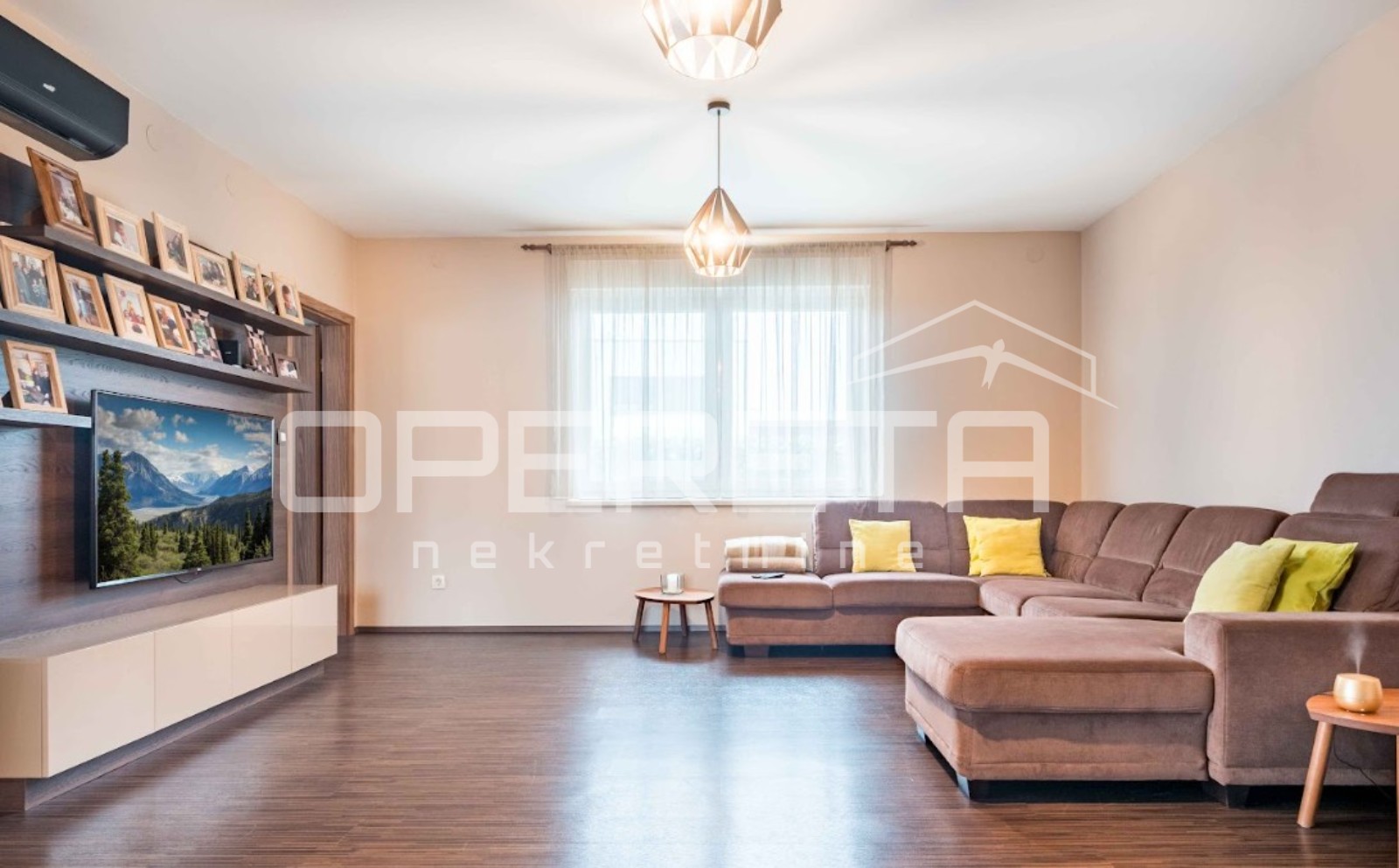 Prodaja, Kuća, Centar, Ivana Lalanguea , Samostojeća, 196m2