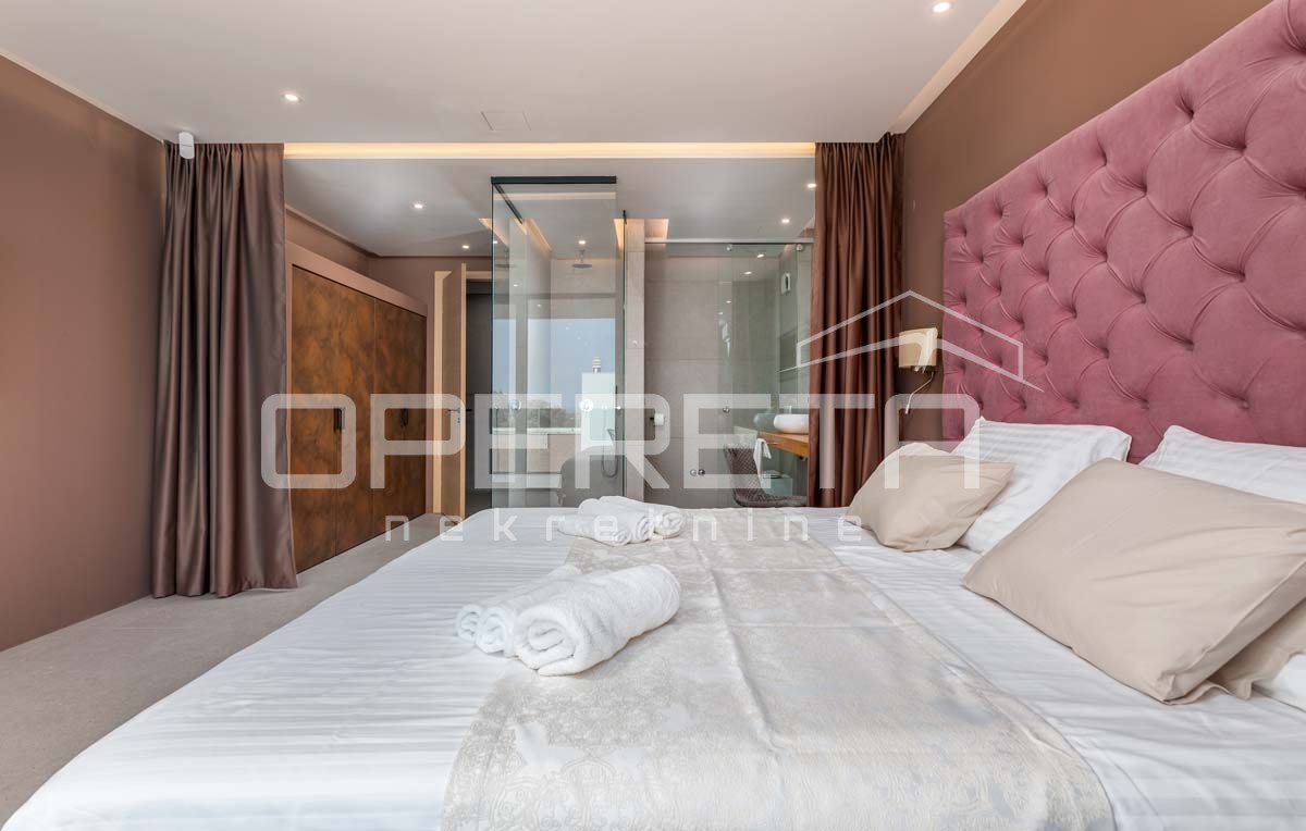 Sale, House, Ližnjan, Ližnjan, Stand alone, 498m2