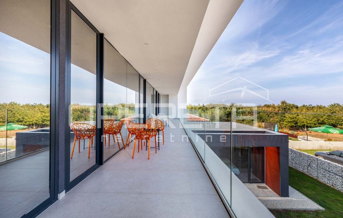 Sale, House, Ližnjan, Ližnjan, Stand alone, 498m2