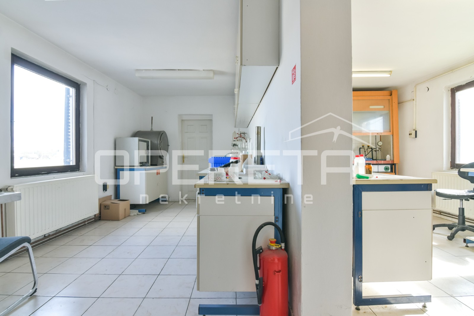 Prodaja, Poslovna zgrada, Novaki, Industrijska ulica, 867m2