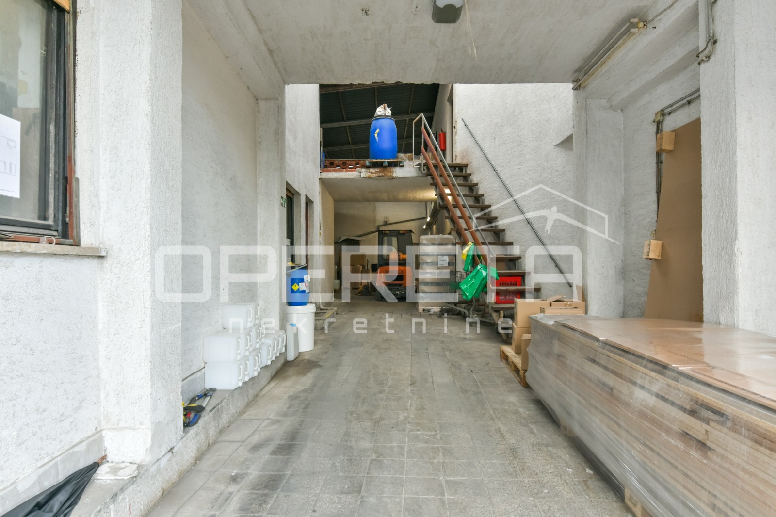 Prodaja, Poslovna zgrada, Novaki, Industrijska ulica, 867m2