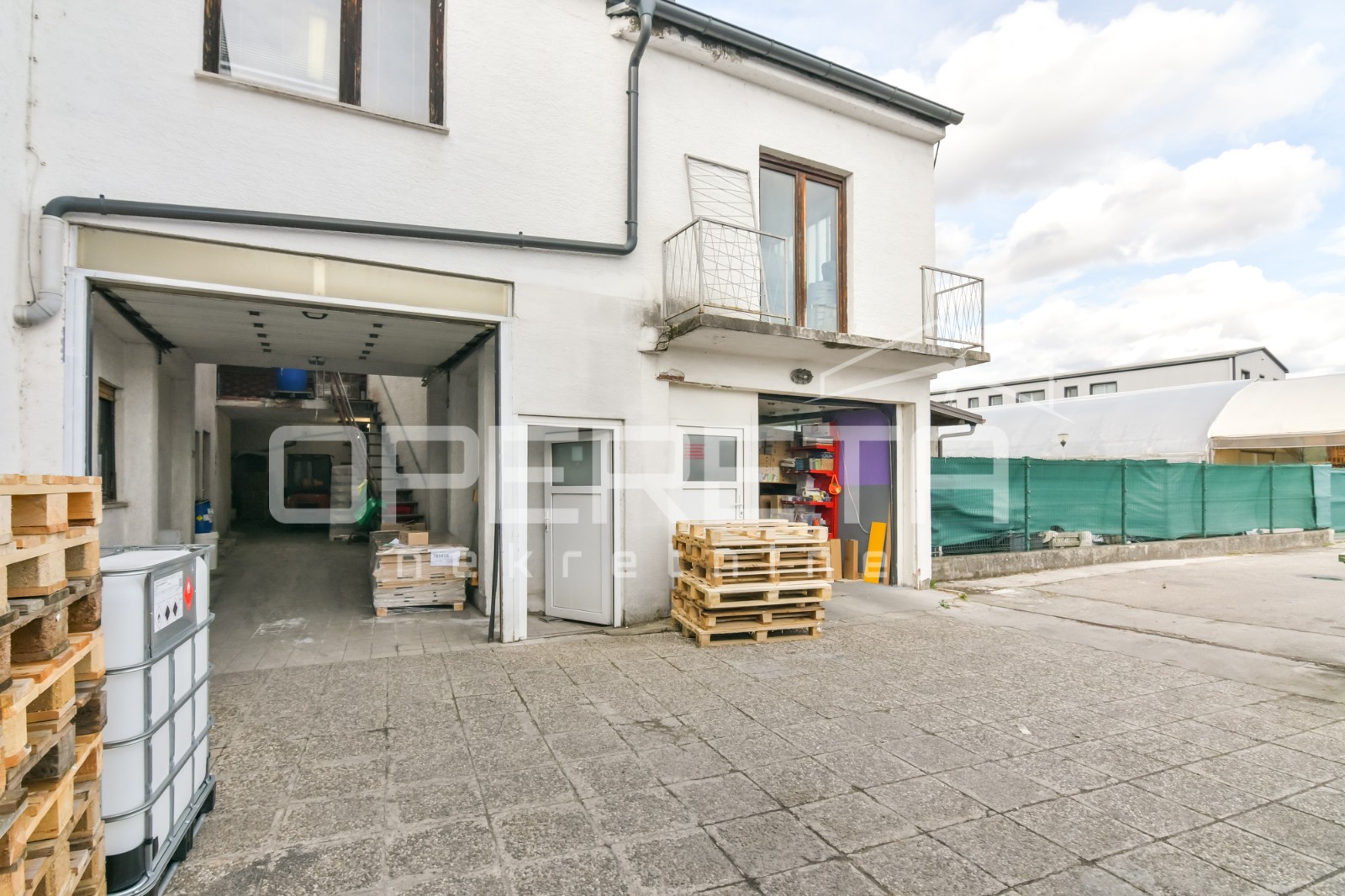 Prodaja, Poslovna zgrada, Novaki, Industrijska ulica, 867m2