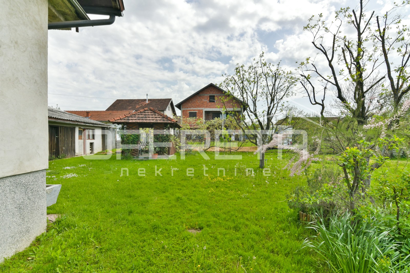 Prodaja, Kuća, Petrinja, Ulica Gromova, Samostojeća, 180m2