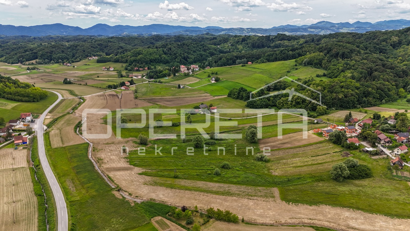 Prodaja, Kuća, Desinić, Ivanić Desinički , Samostojeća, 105m2