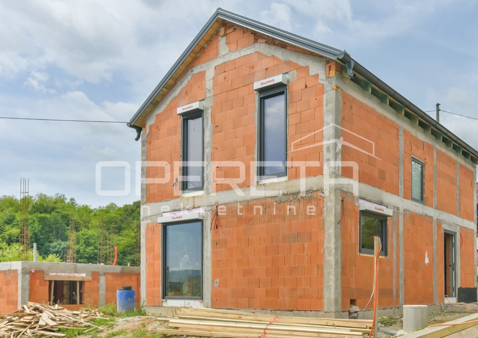 Prodaja, Kuća, Desinić, Ivanić Desinički , Samostojeća, 105m2