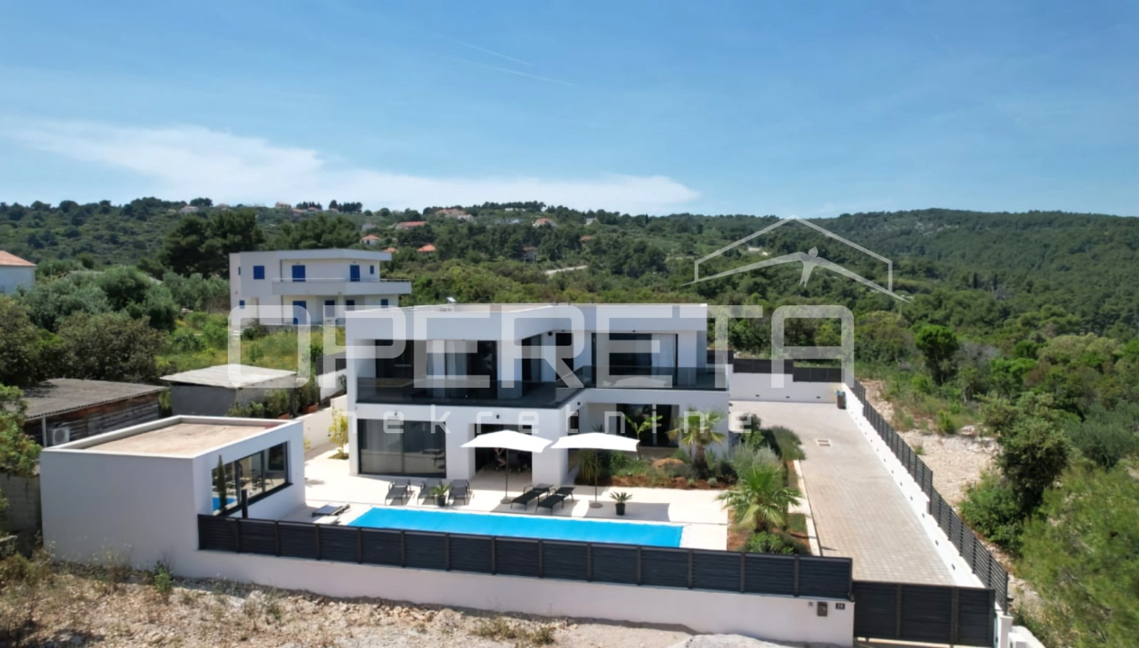 Prodaja, Kuća, Rogač, ROGAČ, Samostojeća, 224m2