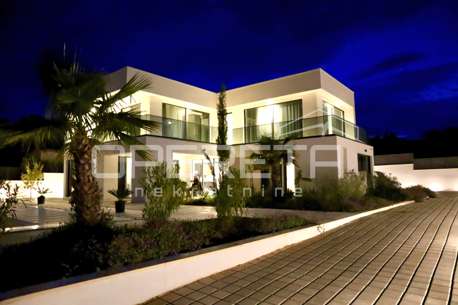 Prodaja, Kuća, Rogač, ROGAČ, Samostojeća, 224m2