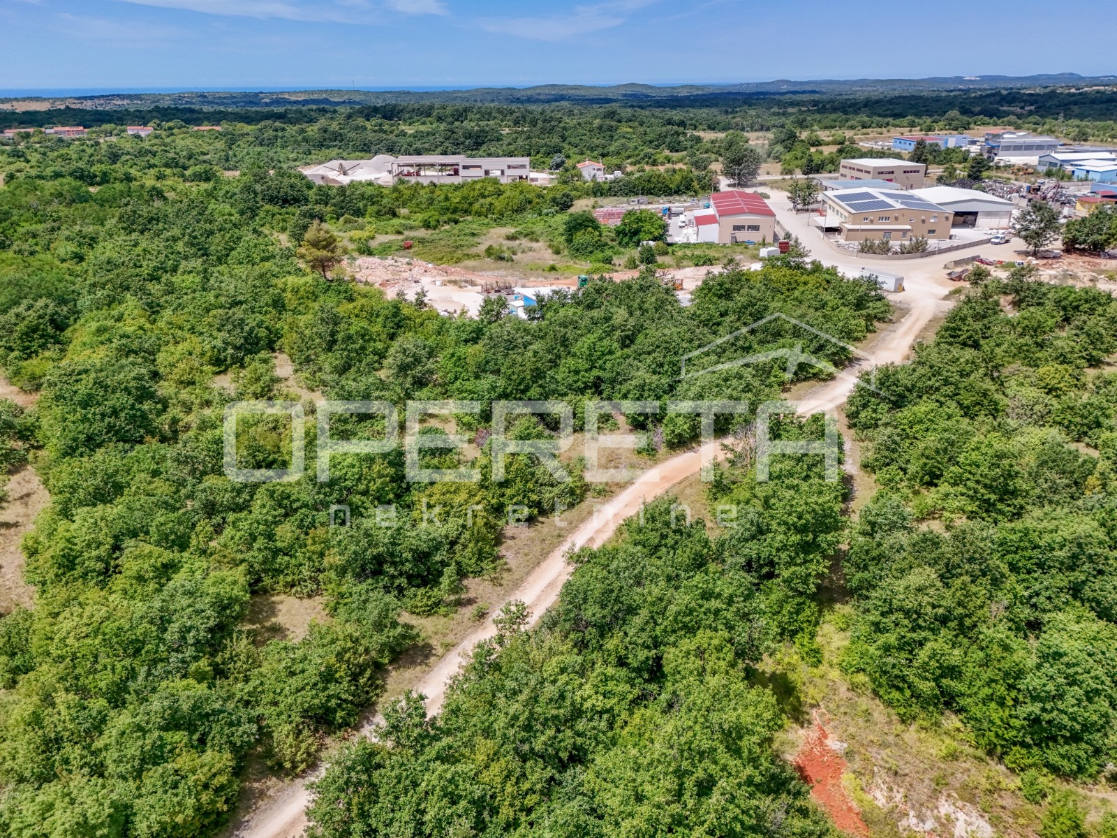 Bibići, Pula, 2.377,00 m2, 190.000,00 EUR