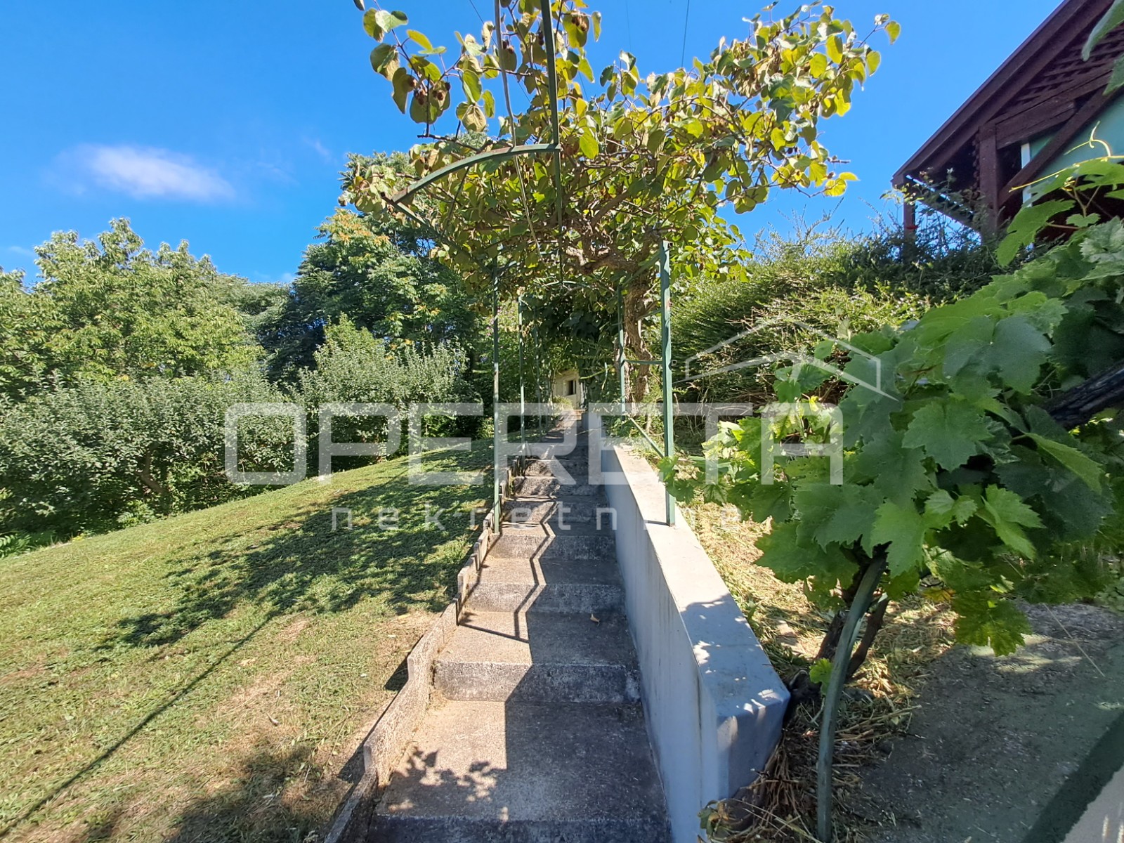 Prodaja, Kuća, Podsused, Gornji put, Samostojeća, 227m2