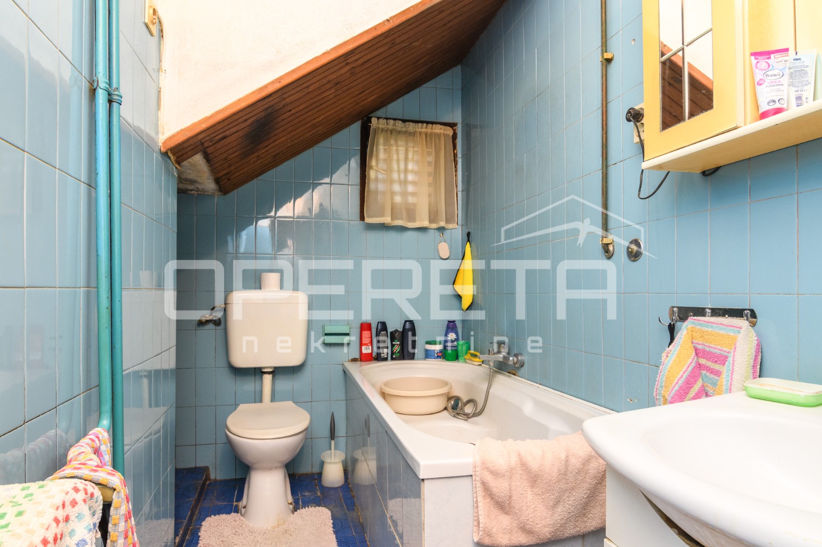 Prodaja, Kuća, Remete, Remetski kamenjak, Samostojeća, 300m2