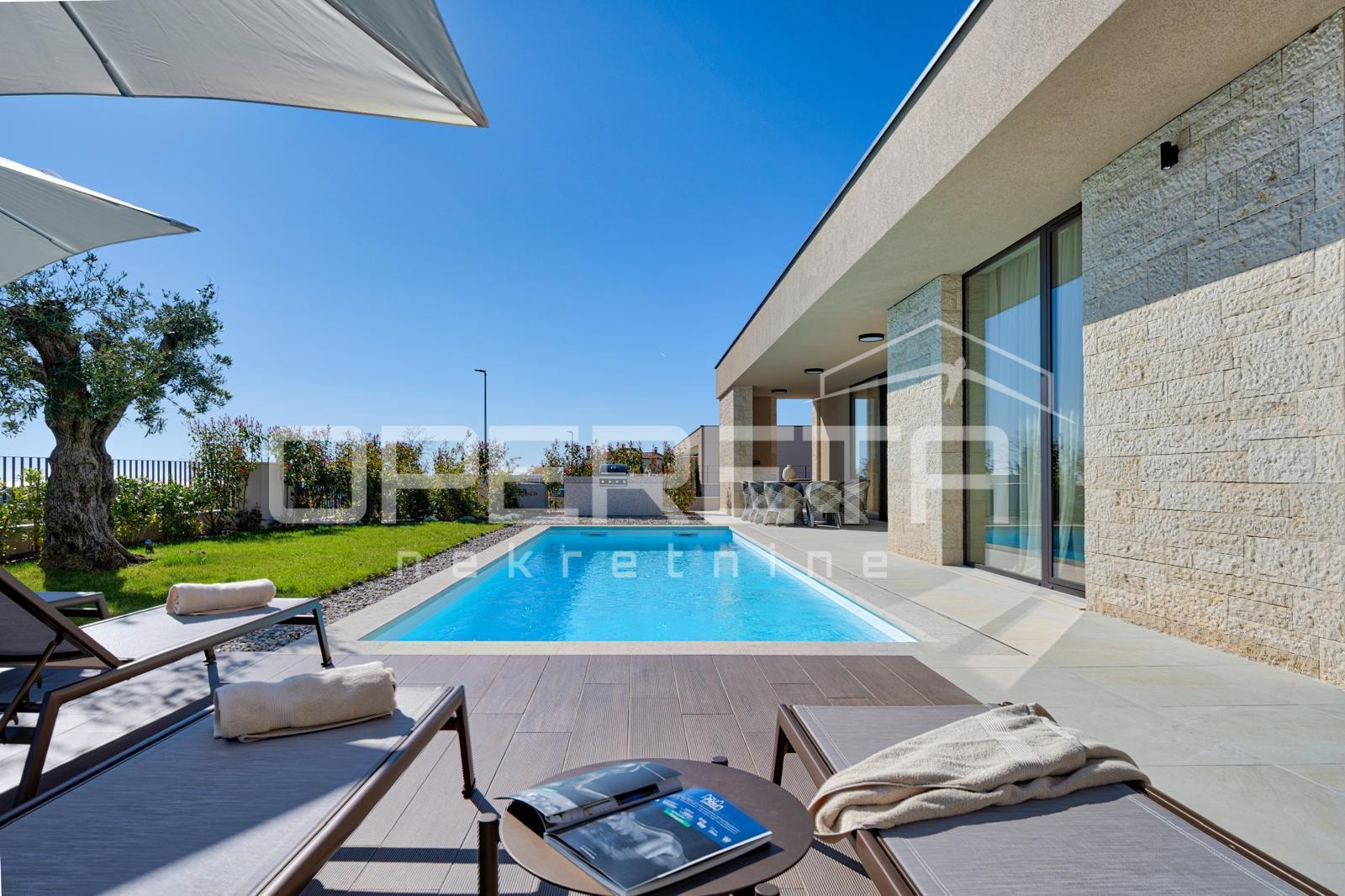 Prodaja, Kuća, Poreč, Poreč, Samostojeća, 215m2