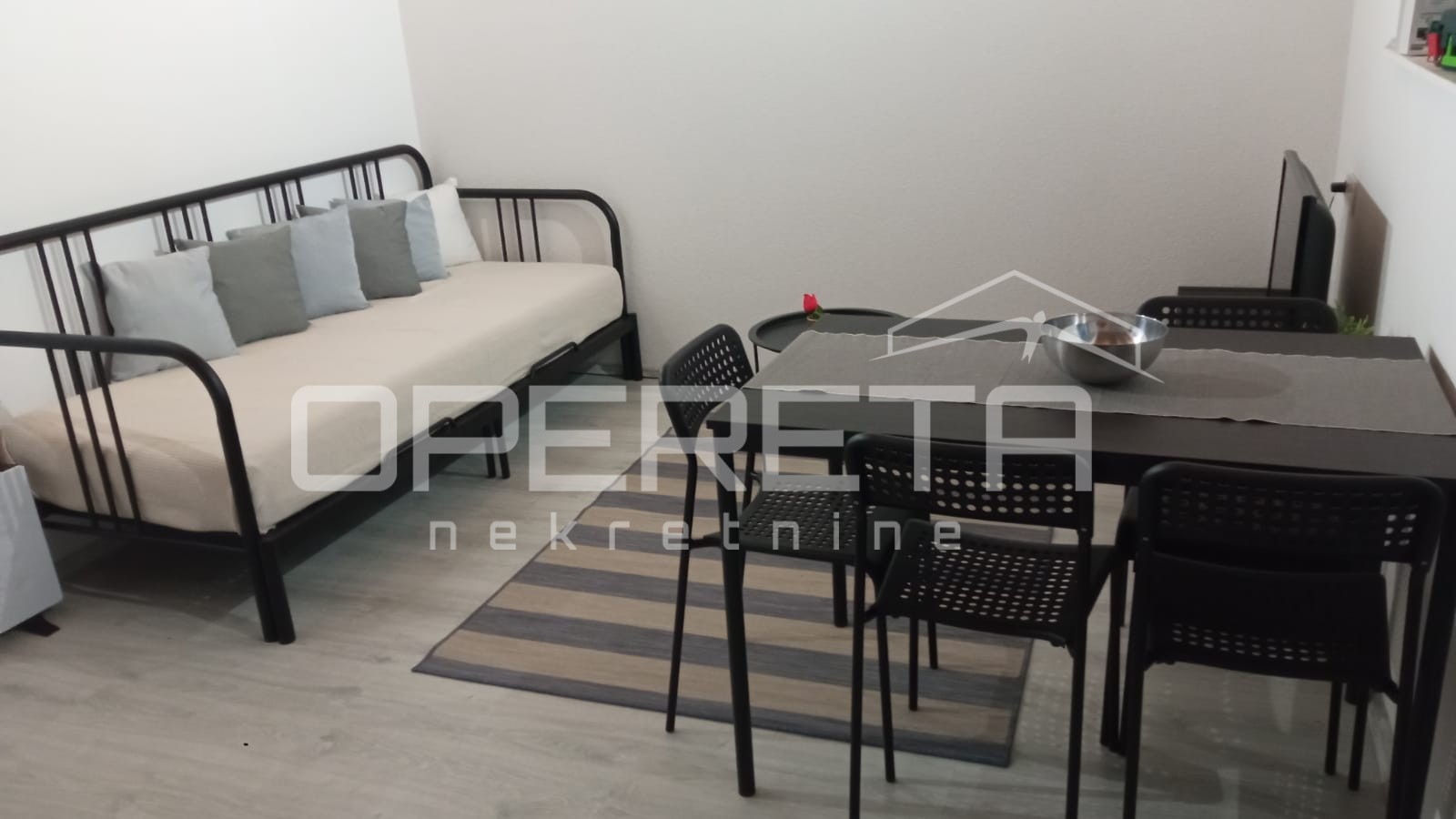 Prodaja, Stan, Žrnovo, Žrnovo, Garsonjera, 33m2