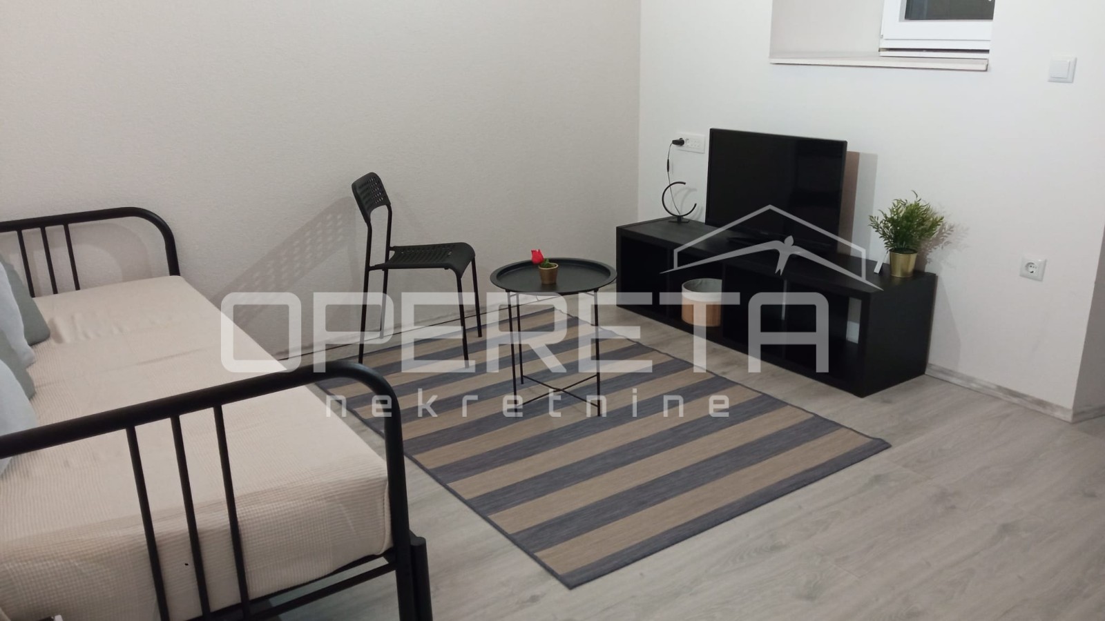 Prodaja, Stan, Žrnovo, Žrnovo, Garsonjera, 33m2